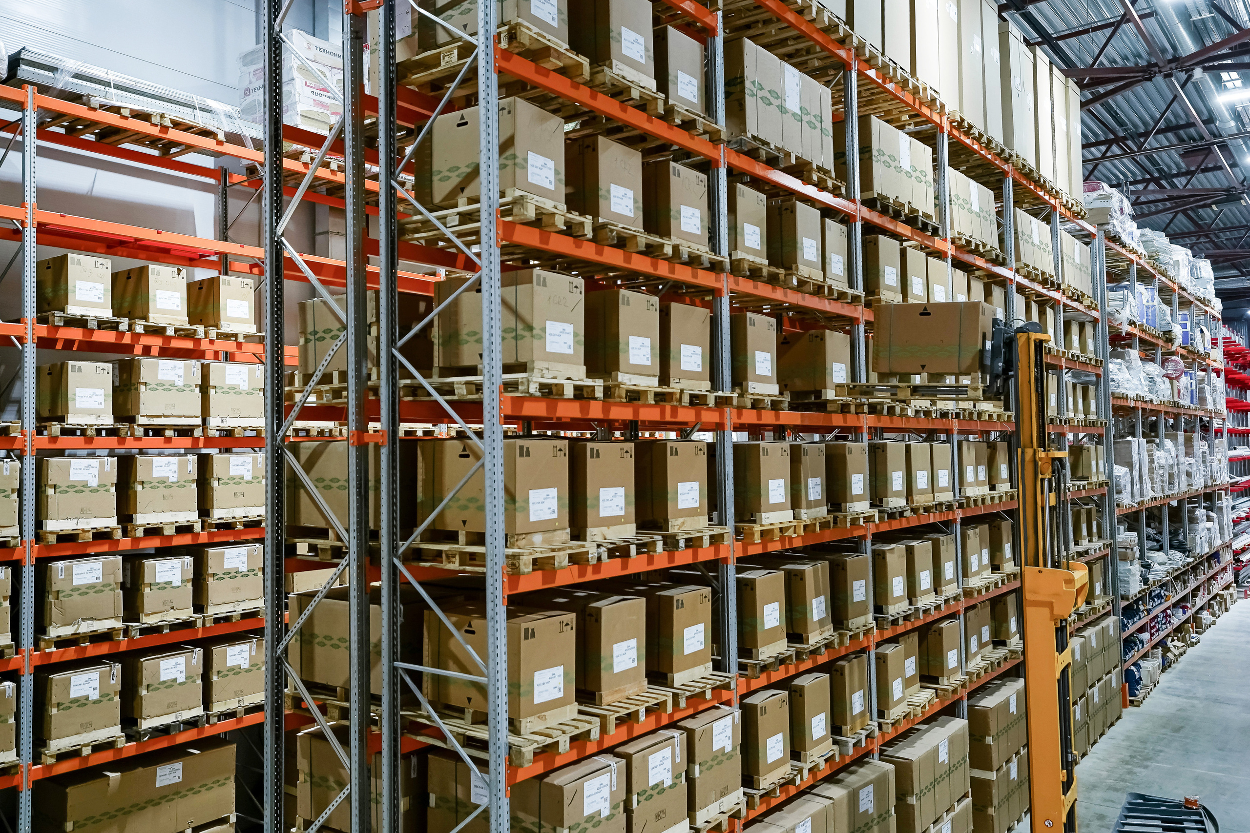 Промышленная съемка складских помещений в Мытищах