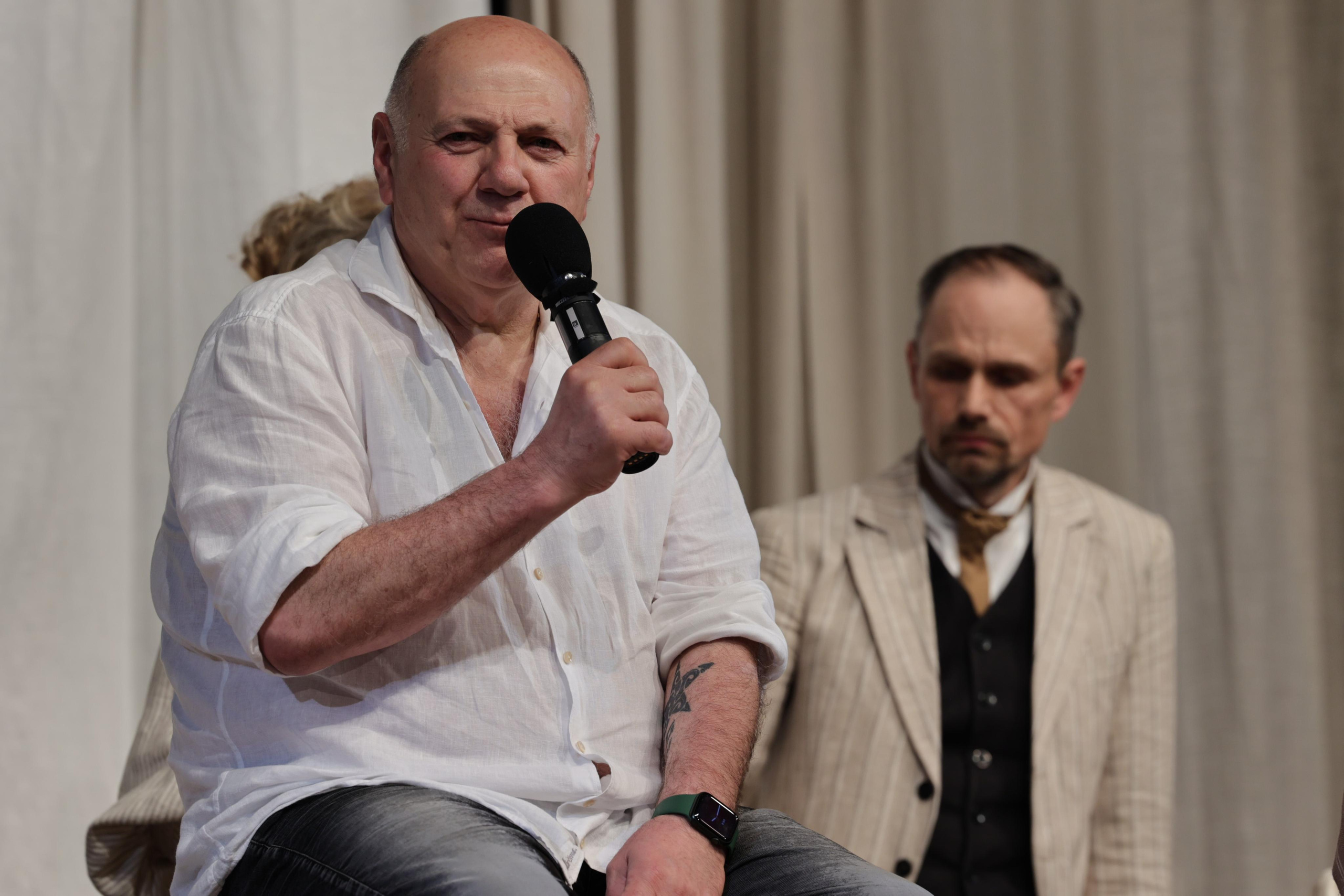 «ДЯДЯ ЖОРЖ». Театр Сатиры. Москва, улицы, театр и артисты, друзья и мир фото Владимир Кашицин