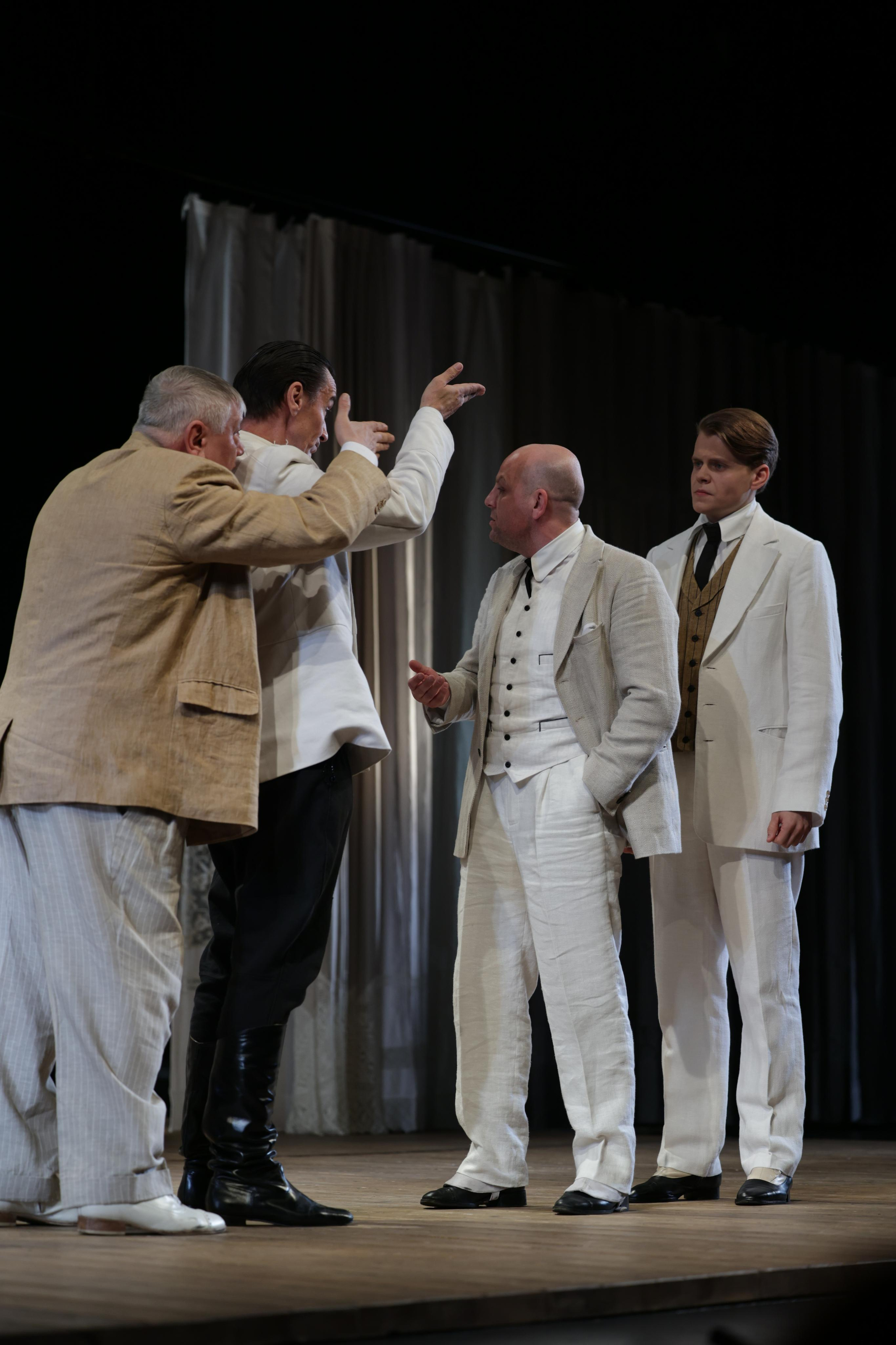 «ДЯДЯ ЖОРЖ». Театр Сатиры. Москва, улицы, театр и артисты, друзья и мир фото Владимир Кашицин