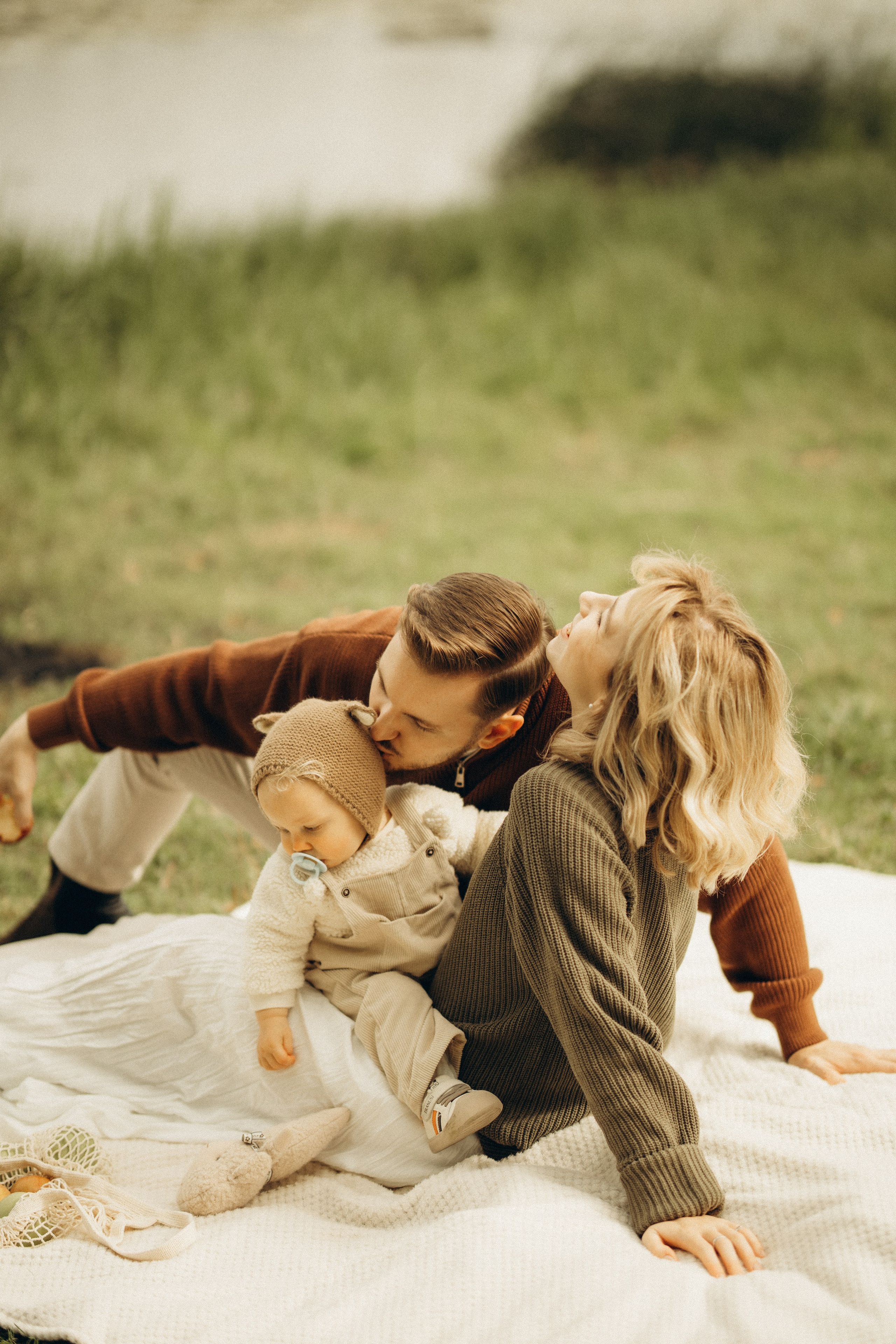 Семейная фотосессия в Ярославле на природе. Семейный фотограф Вероника Каюрова Ярославль