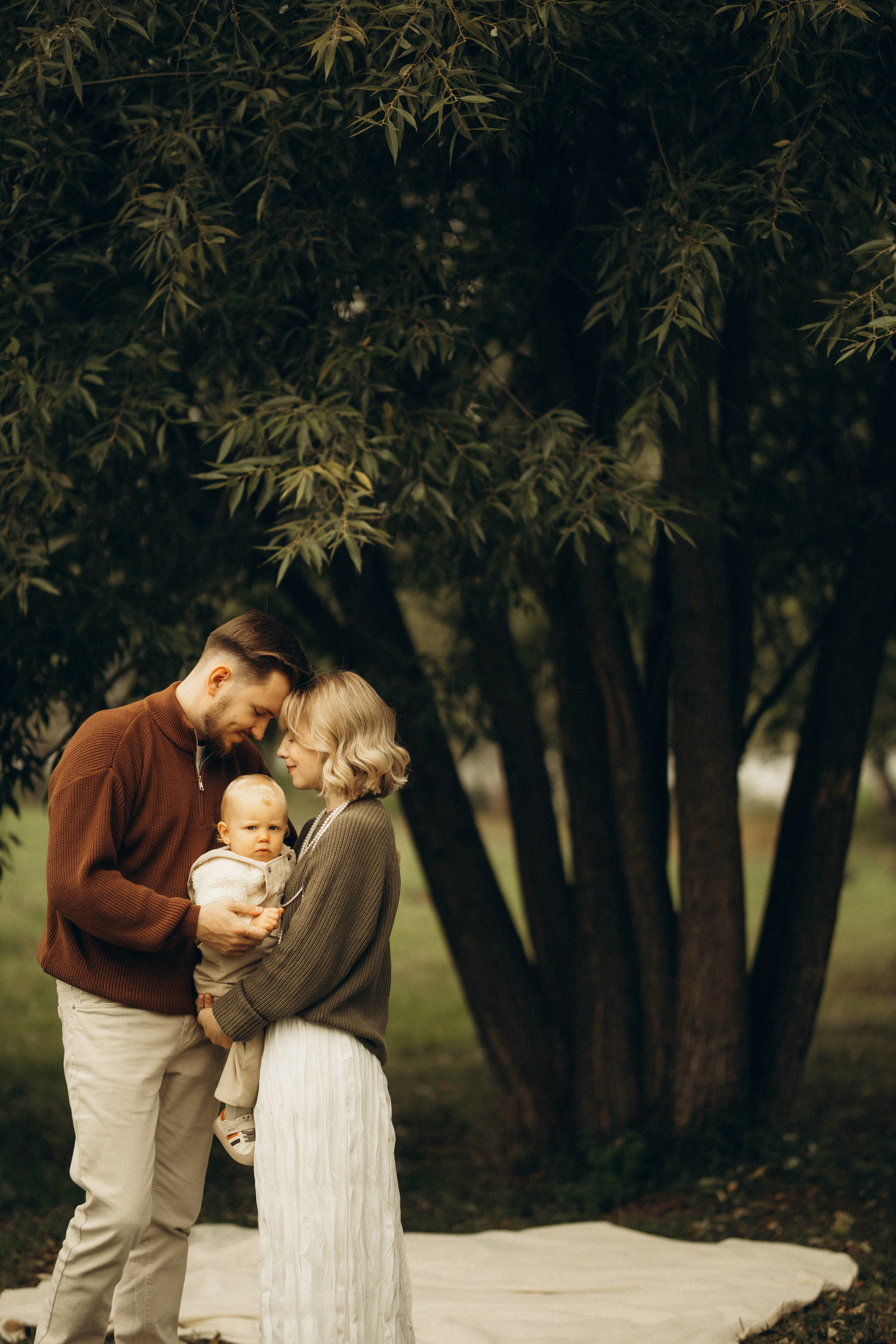 Семейная фотосессия в Ярославле на природе. Семейный фотограф Вероника Каюрова Ярославль