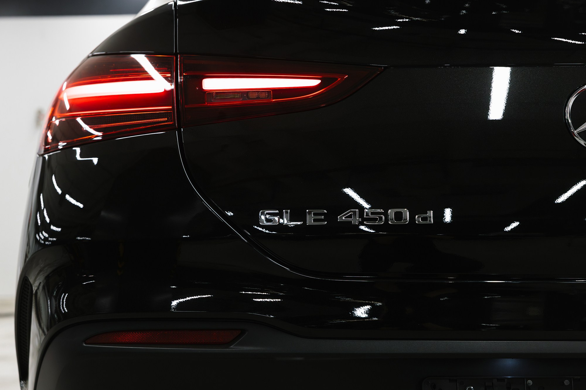 Продажа нового Mercedes-Benz GLE 450 3.0 4MATIC 9G-Tronic в Москве. Автосалон «Х-Авто»