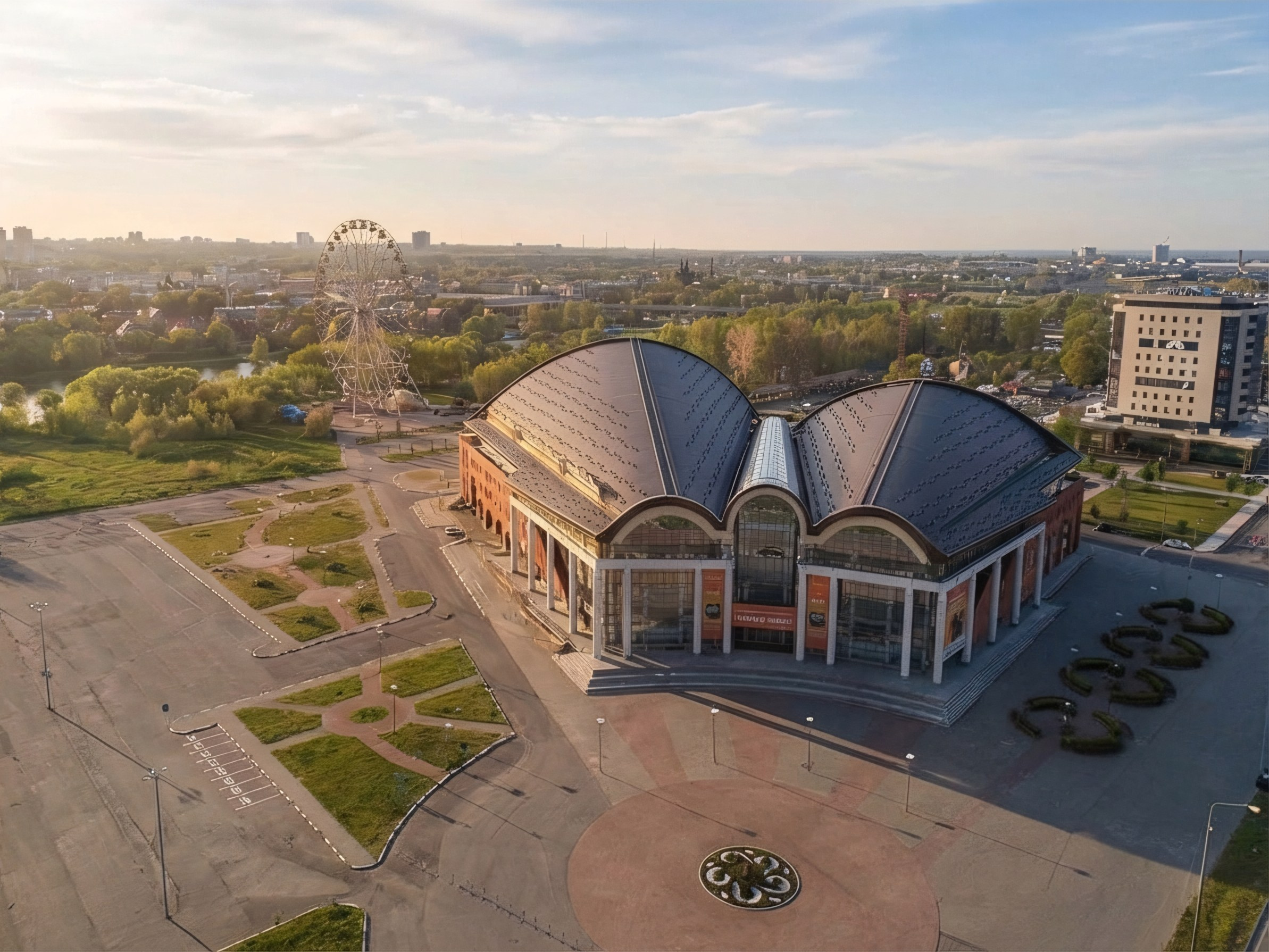 Аэросъёмка в Ярославле — фото и видео с дрона / квадрокоптера от студии Грибов Медиа | от 2500 ₽/час. Фото и видеосъёмка в Ярославле | Грибов Медиа контент студия — от 2500 ₽/час
