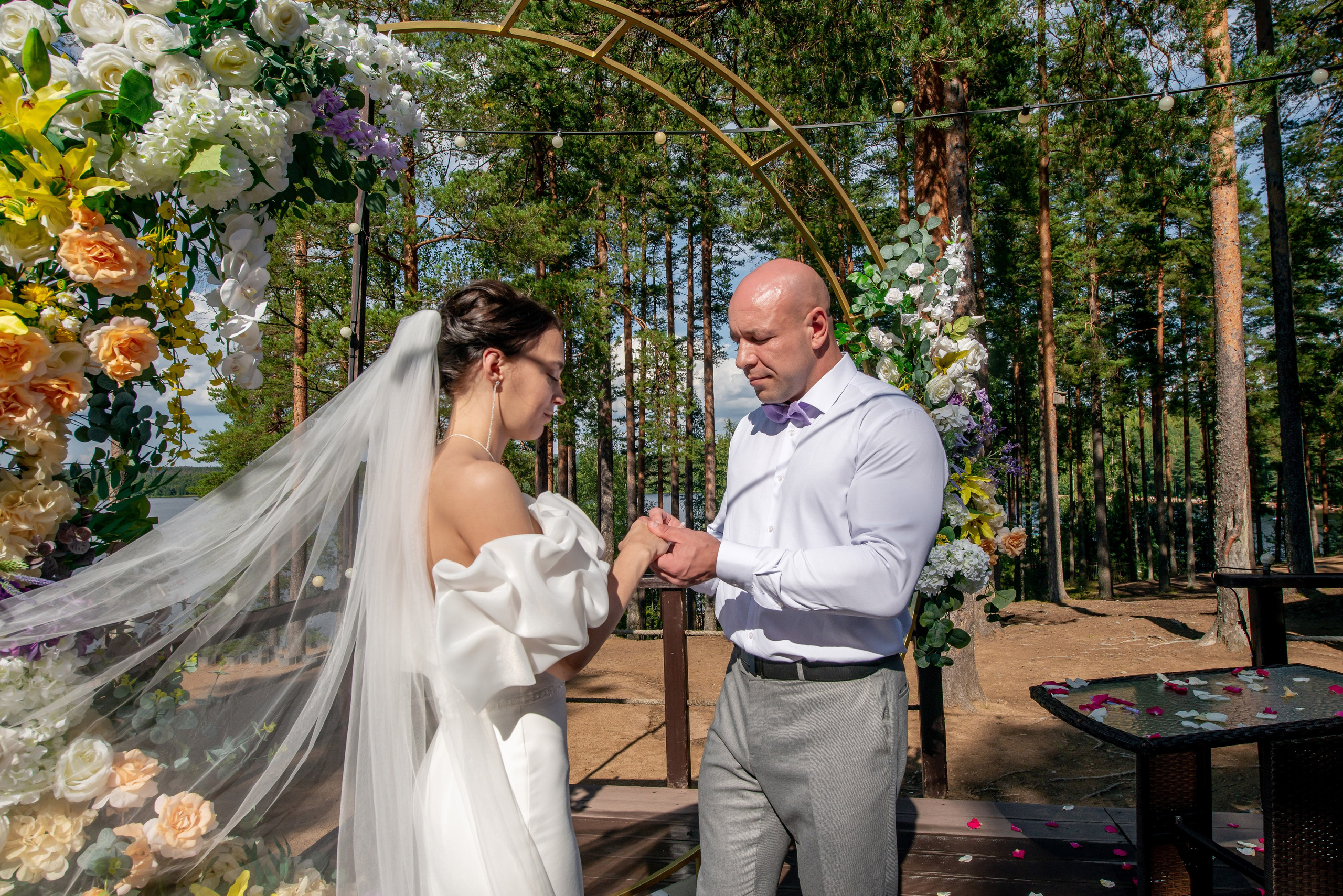 Летняя свадьба В Санкт-Петербурге и красивой выездной регистрацией Даши и Саши. Воздушная свадебная фотосессия в Петербурге. Портретный, семейный и свадебный фотограф в Санкт-Петербурге и в Пушкине Ширяев Денис