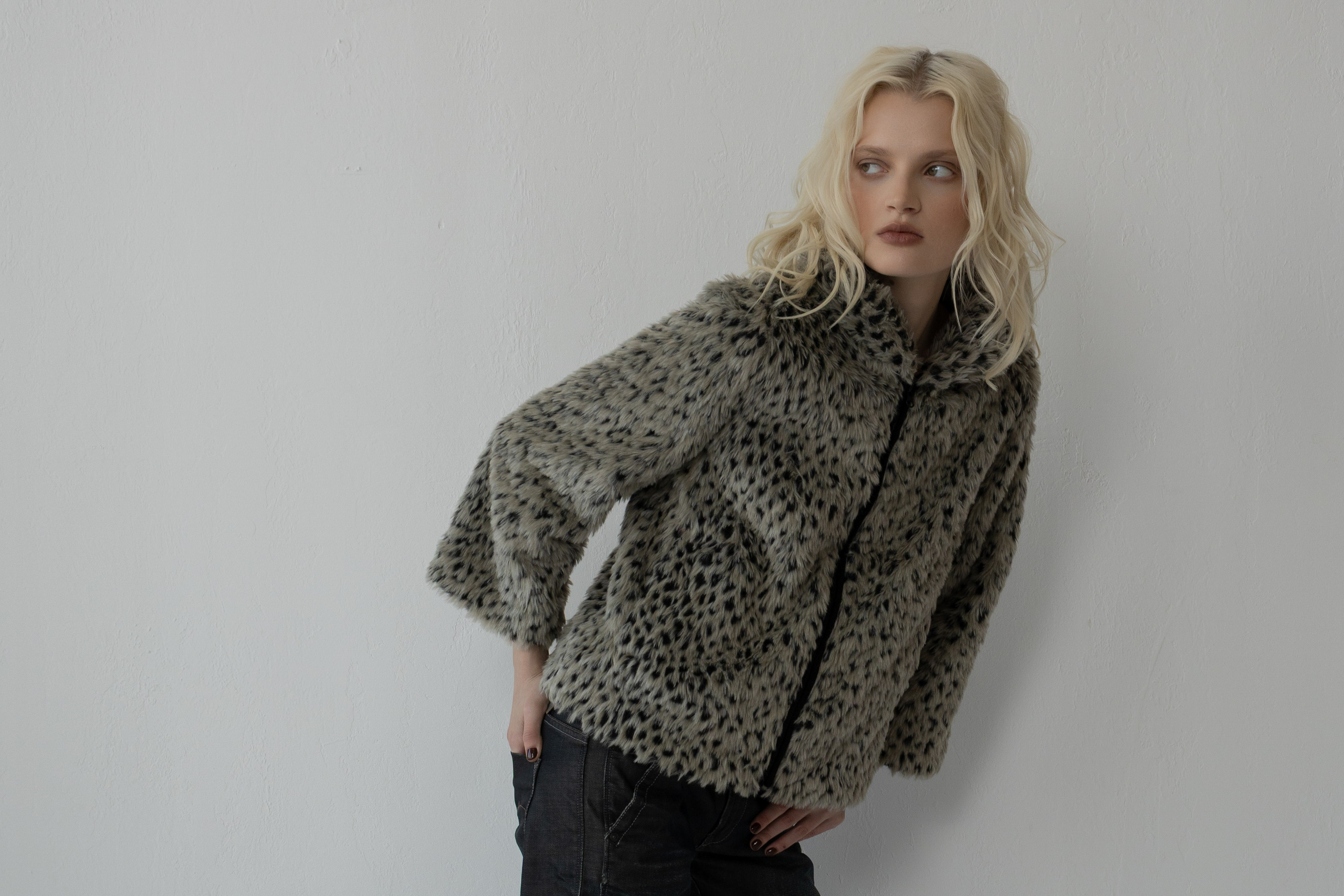 Вита Овчинникова. Фотограф в Новосибирске. Снимаю женские портреты, контент для блогеров и брендов