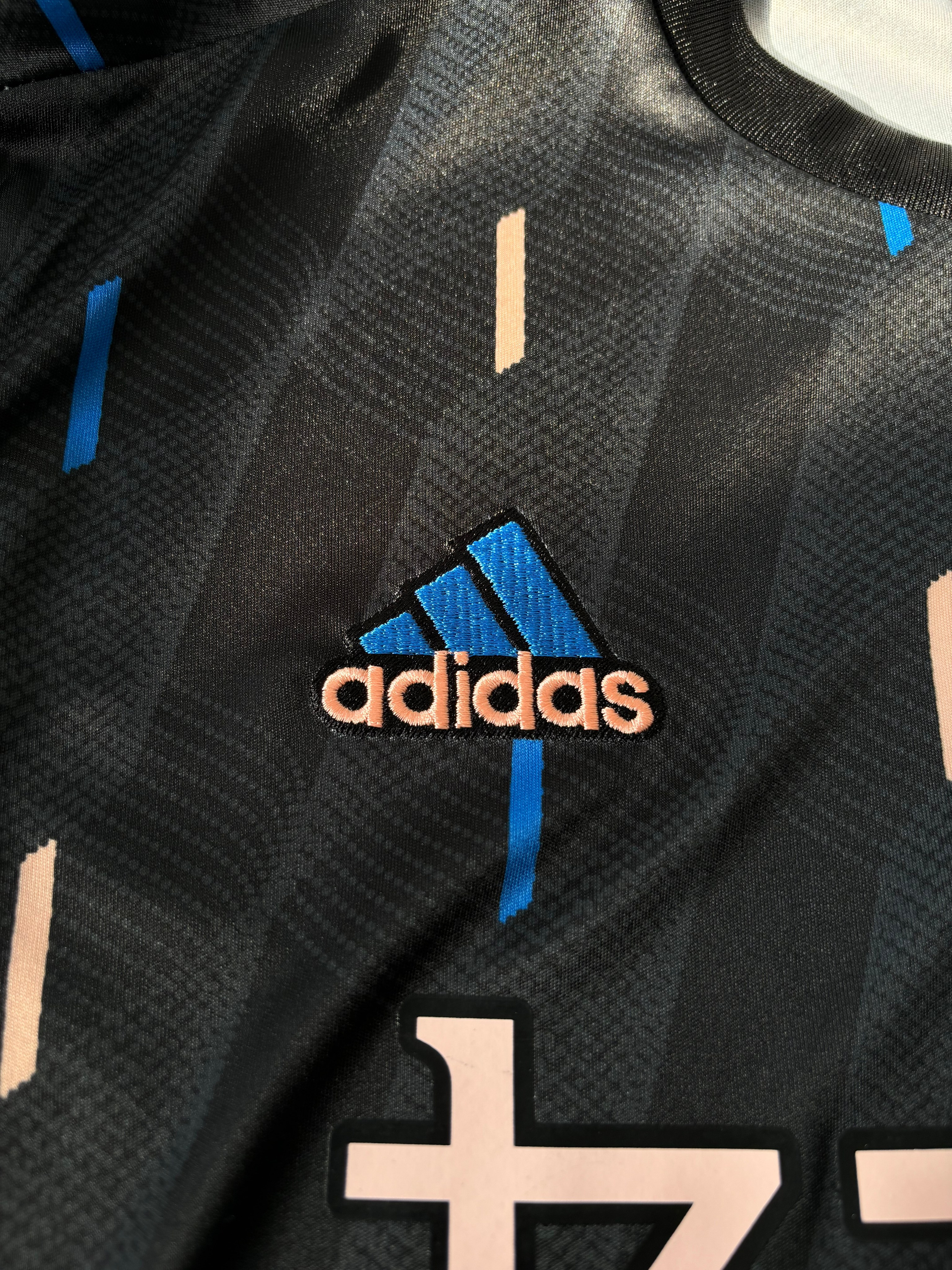 Тренировочная футболка Manchester United 2024 купить. Футбольный магазин — ssw_magazin