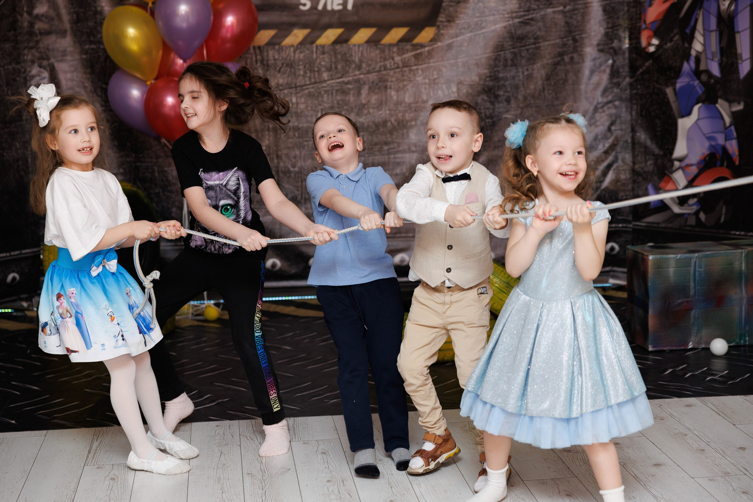 Детский день рождения в студии «Ромашка» в Оренбурге — Трансформеры