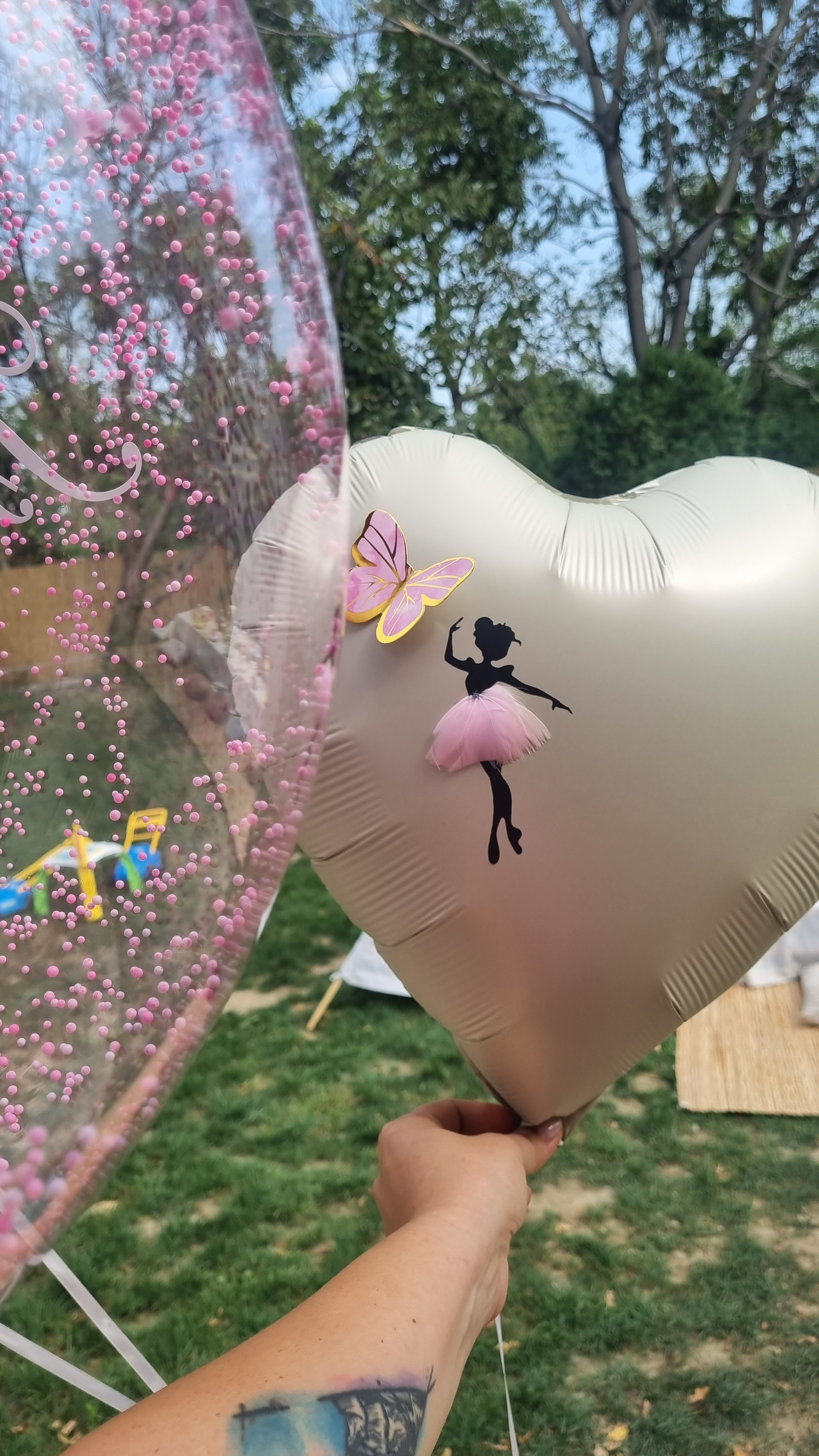Balone sa helijimom. Dekoracije balone. Dostava balone. Grad Novi Sad