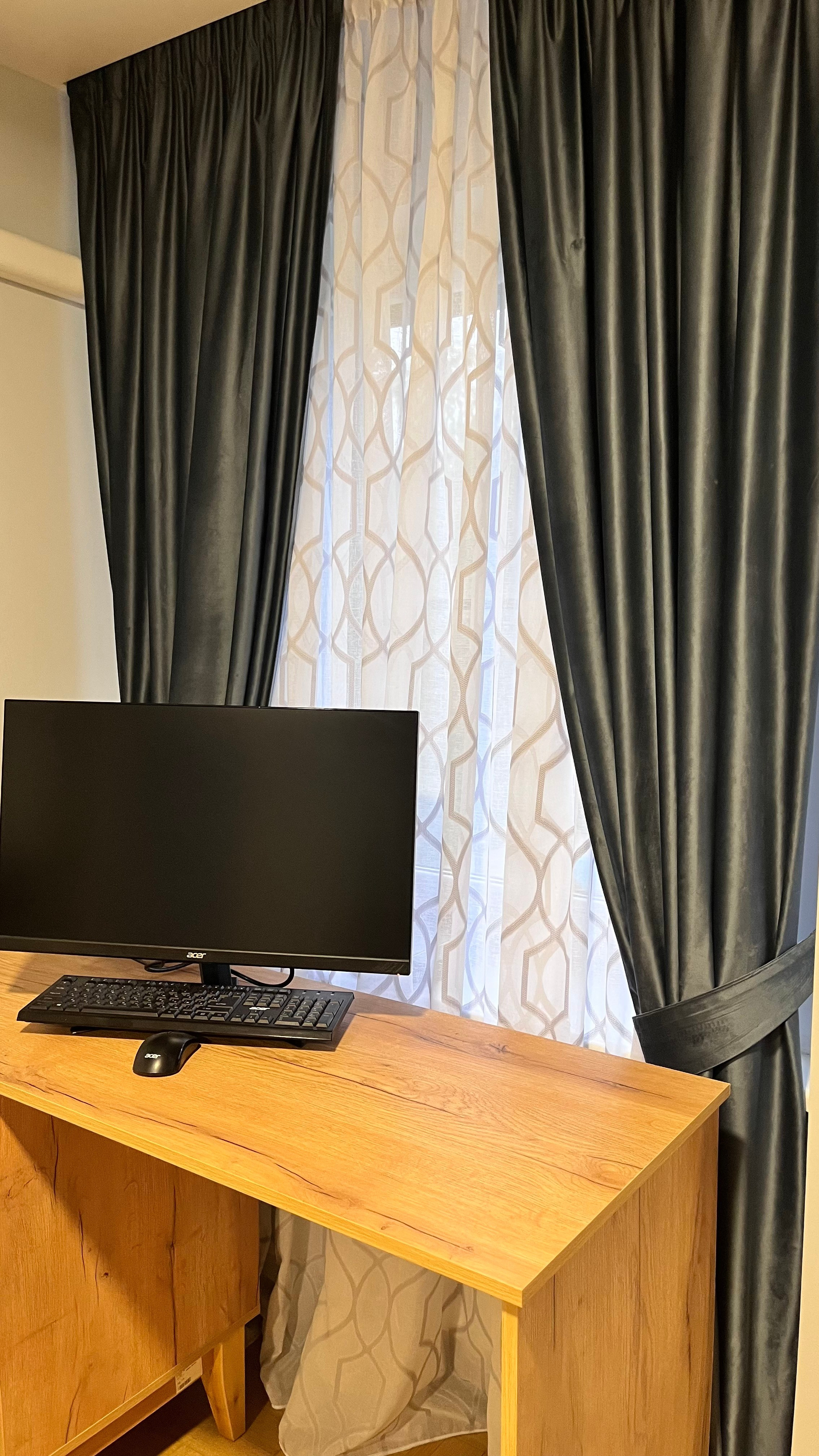 Бархатные шторы