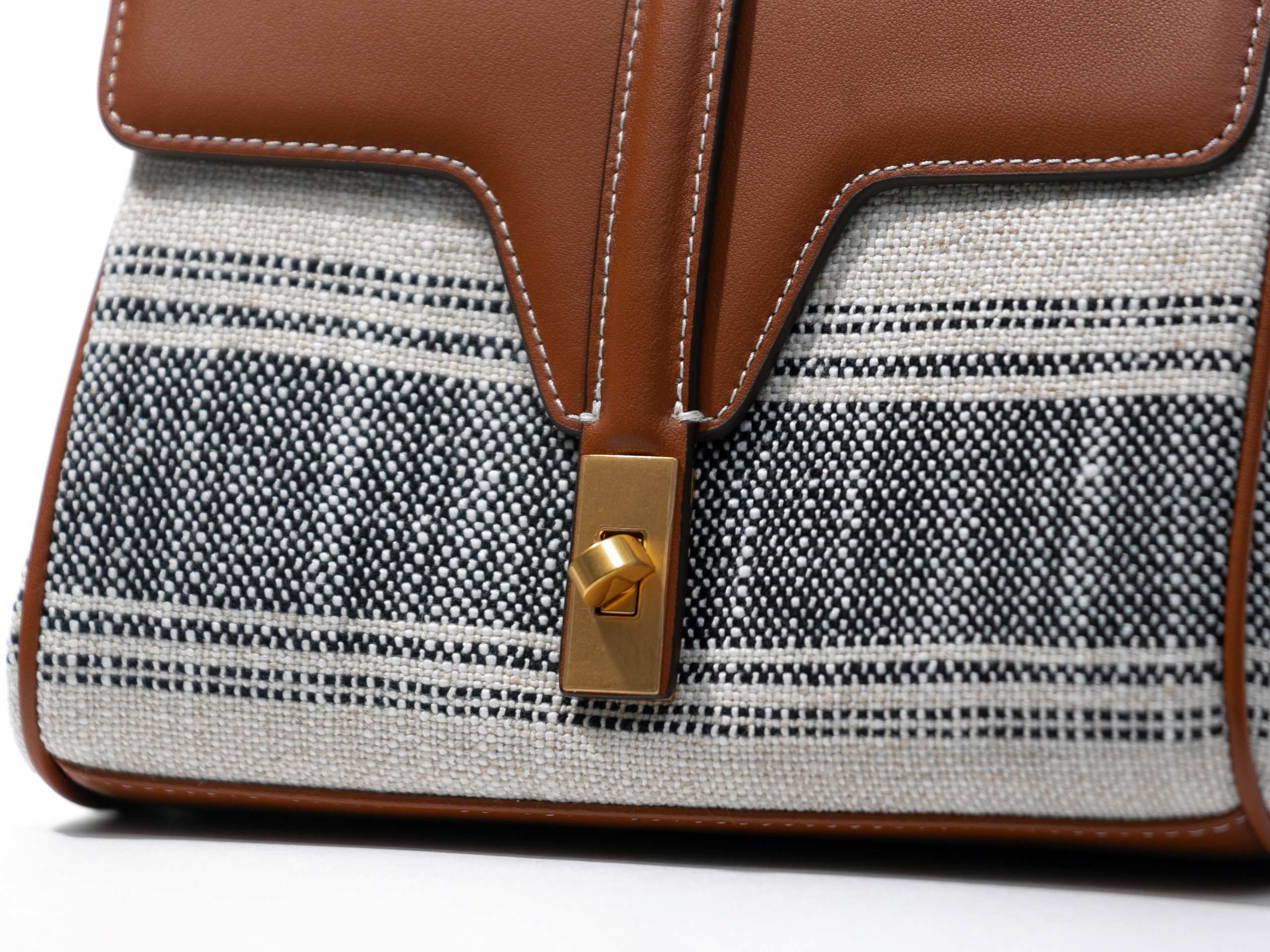 Фотосъемка сумок для вайлдбериз в Смоленске. Фотограф | Михаил Буш Смоленск