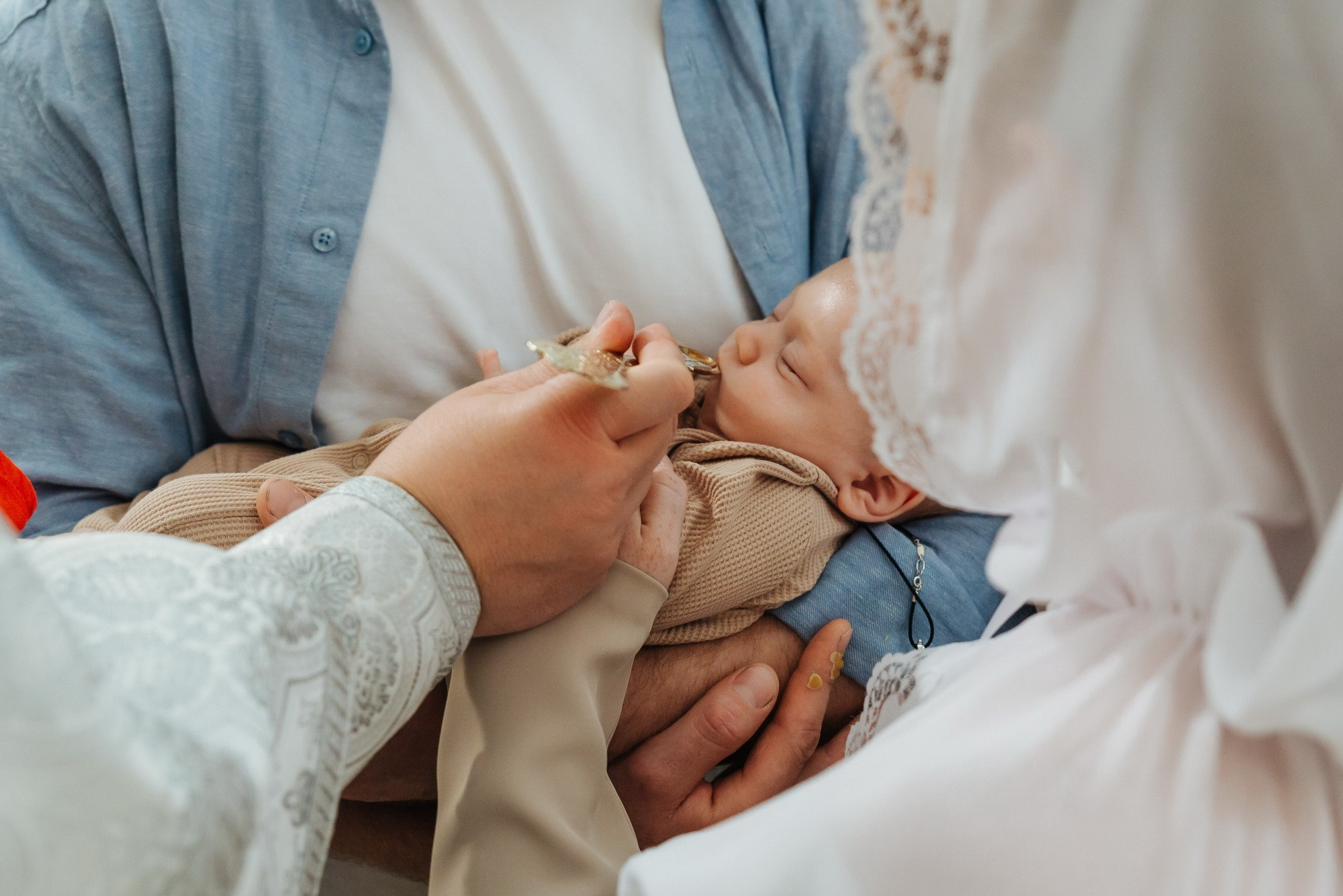 Индивидуальное крещение Смольный собор, фотограф Денис Дорфф. Фотограф крещение венчание в Петербурге! Помогает подобрать храм и посоветовал душевного батюшку в СПб