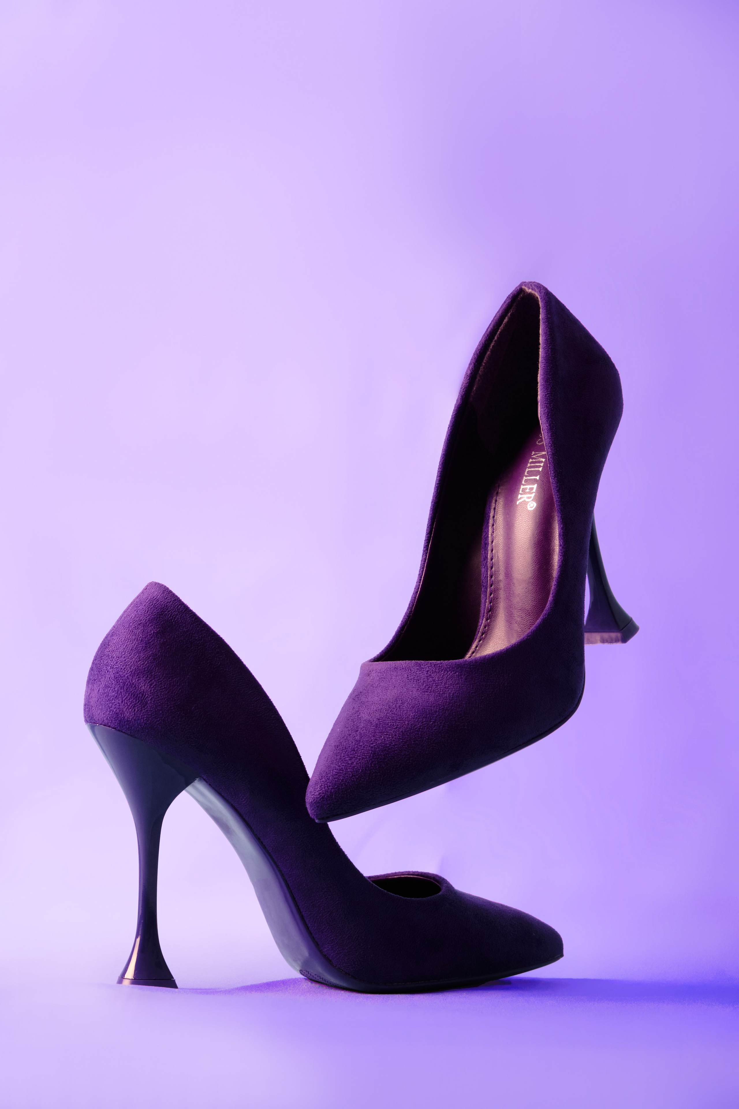 Рекламная съемка обуви для социальных сетей