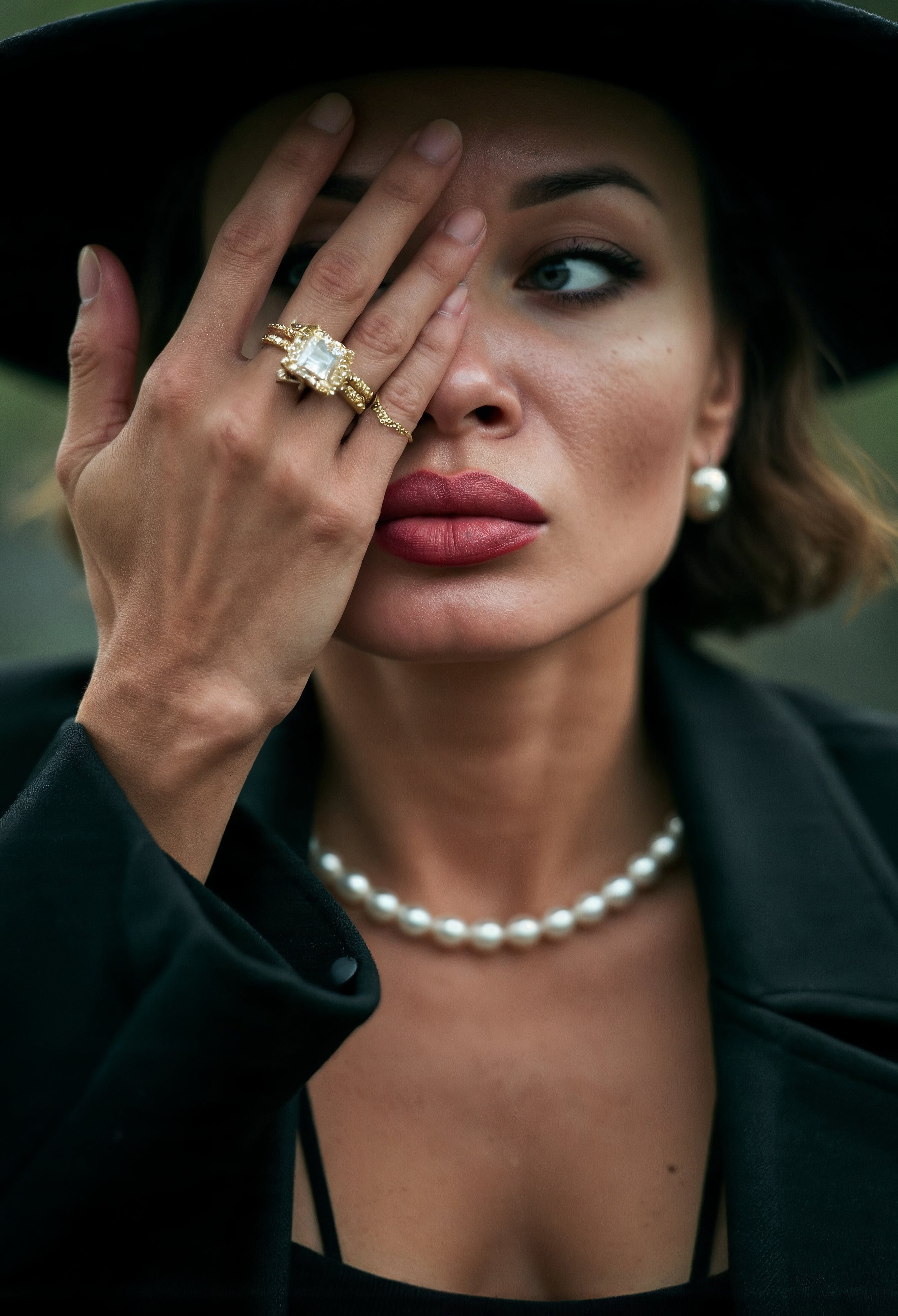 Профессиональные ИИ-фотосессии на заказ — максимально реалистичные фотографии. Фотограф для женщин и мужчин, контента для бизнеса в Сочи, Адлере, Красной поляне, Розе Хутор