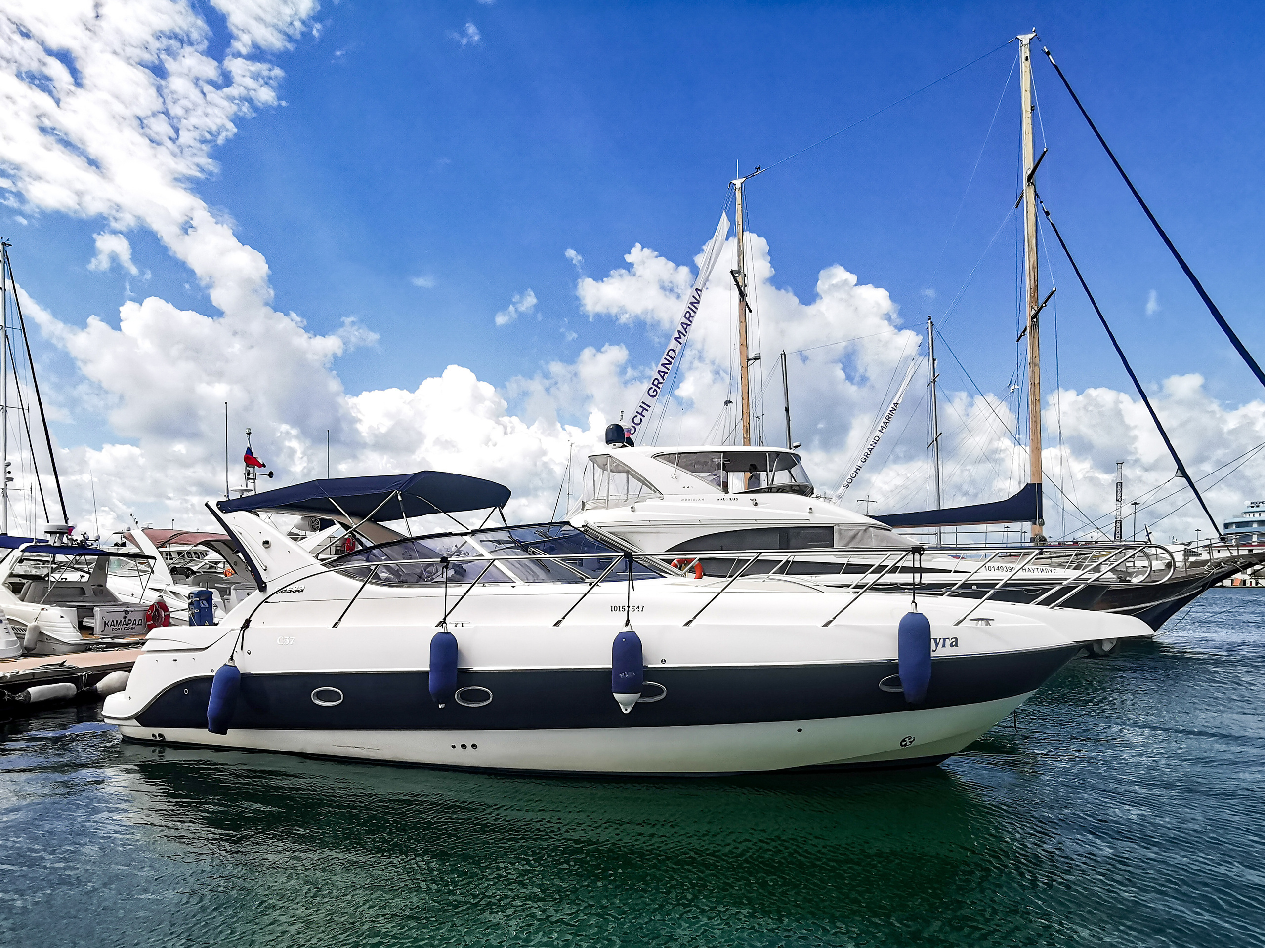 Комфорт катера в Сочи. Аренда Яхт и Катеров в Сочи