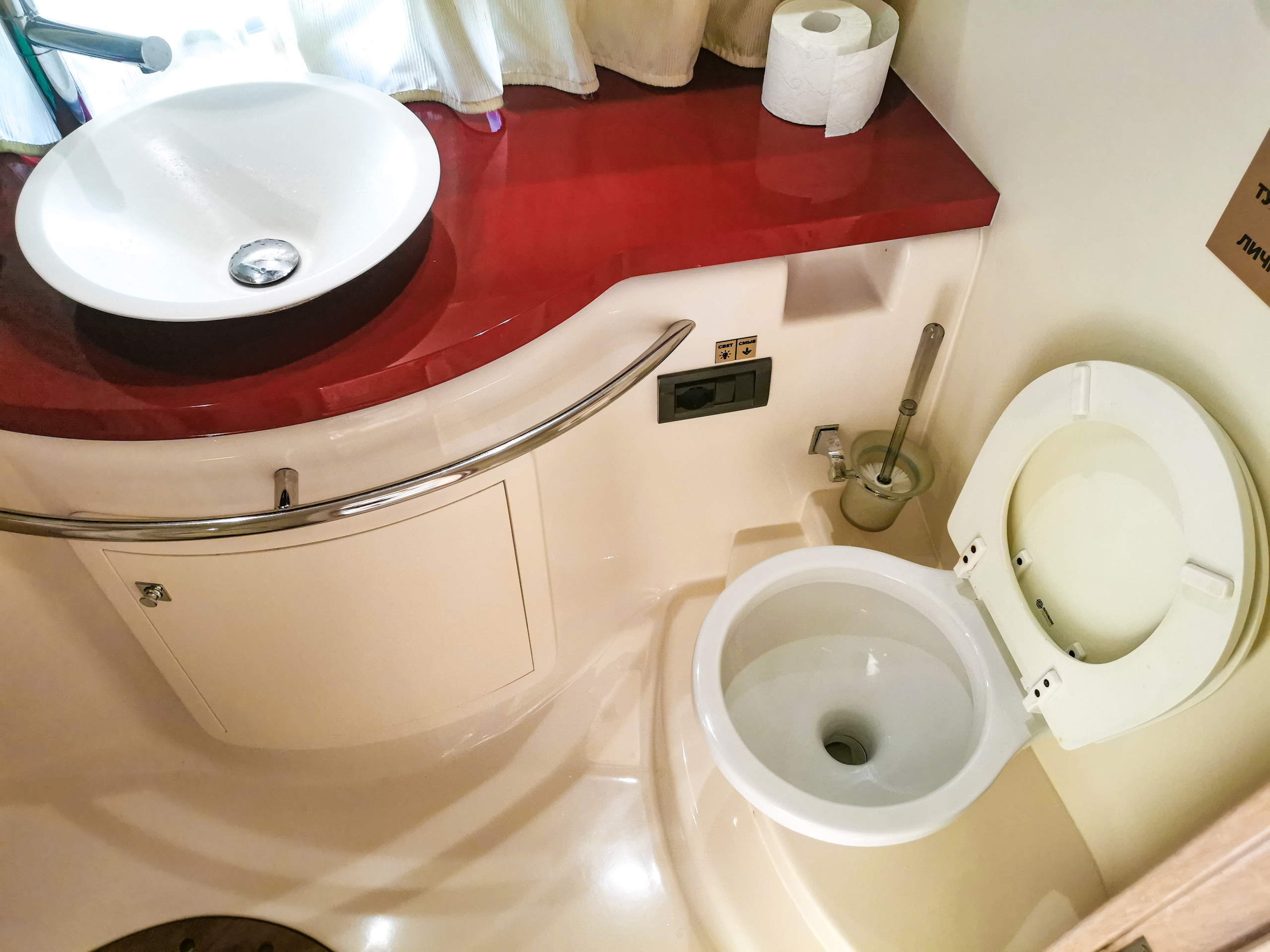 Комфорт катера в Сочи. Аренда Яхт и Катеров в Сочи