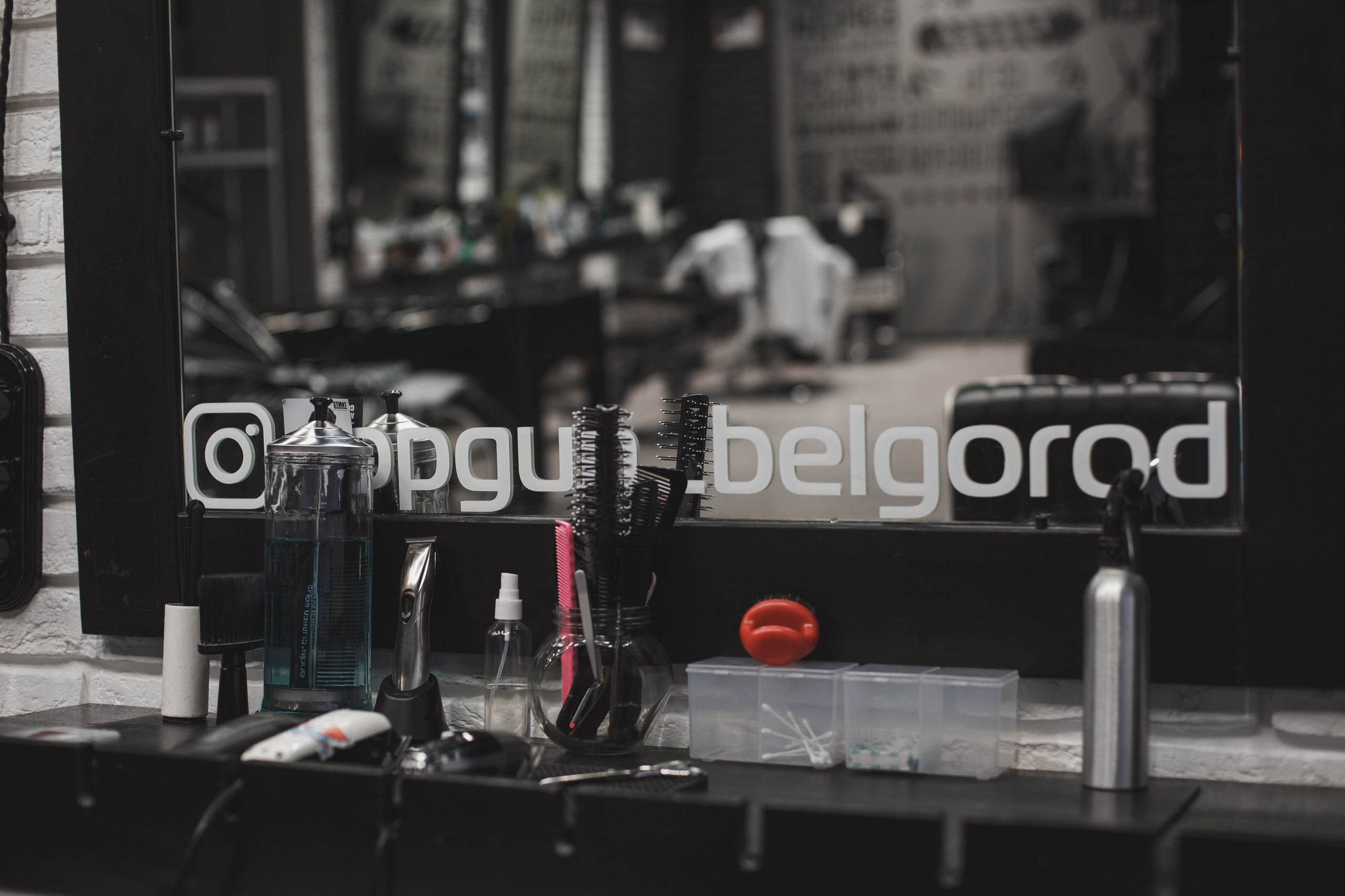 Корпоративная съёмка для топ ган барбершоп.