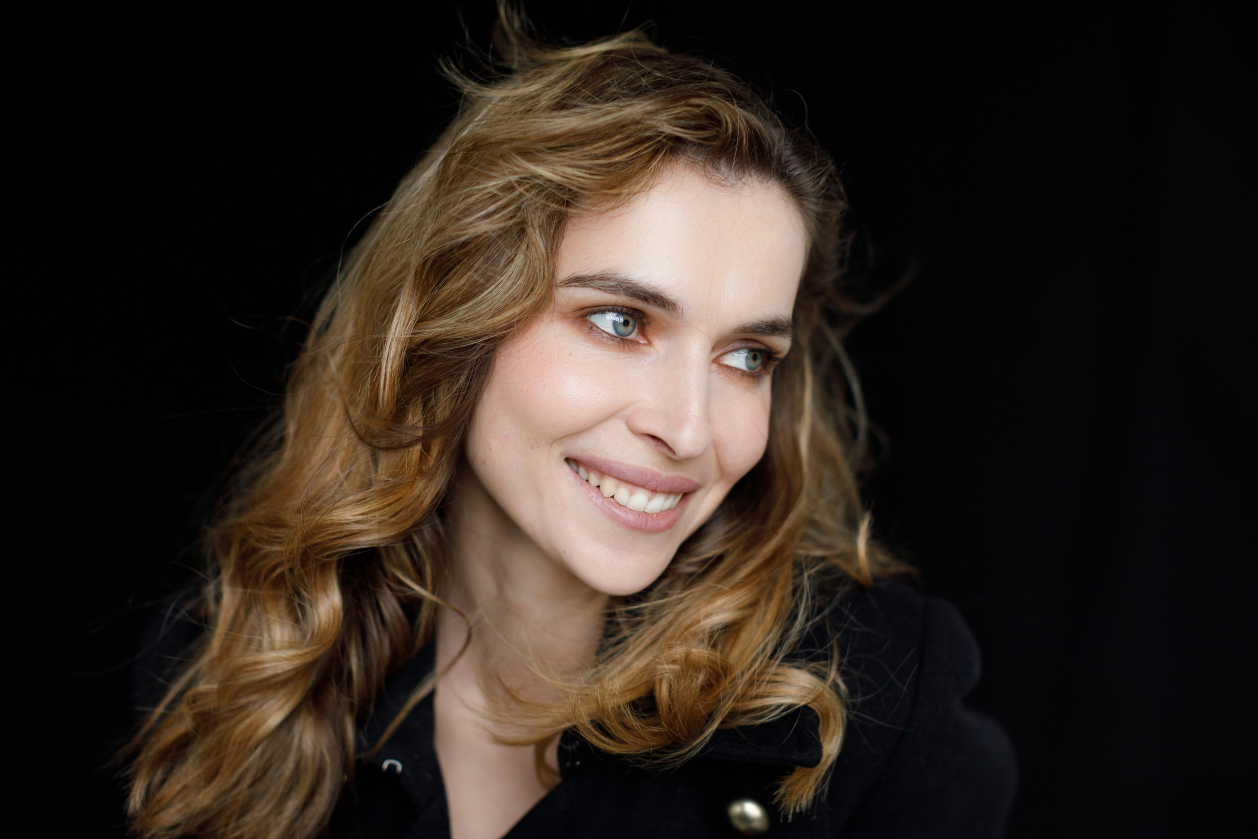 Сила и нежность. Фотосессия с актрисой Вероникой Нориной-Дорохиной. Фотограф-стилист в Москве Юлия Герман