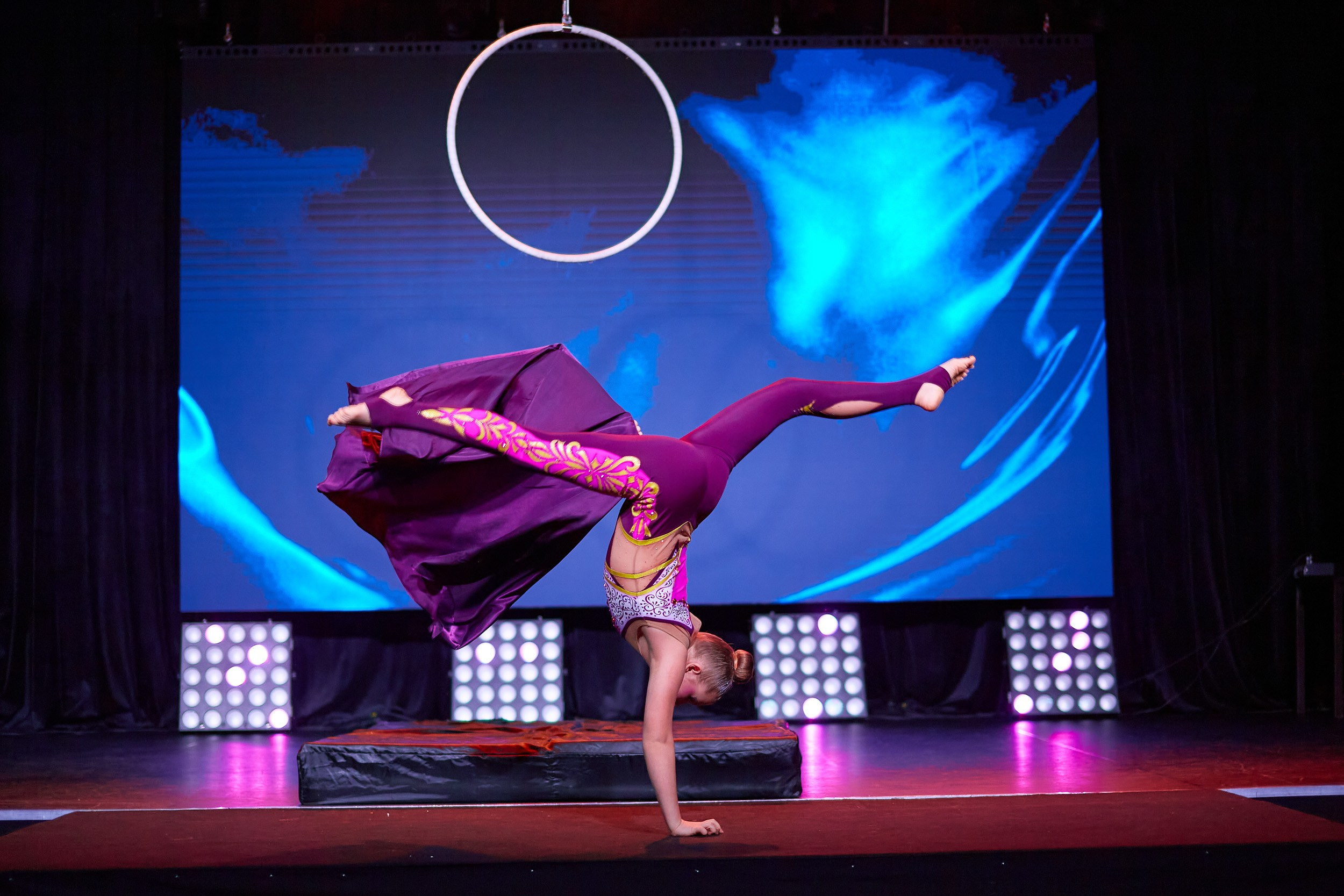 Анонс фоторепортажа с Концерта Грация. POLE DANCE. Photographer for business Mikhail Semenov. Aqua photo studio, photo school