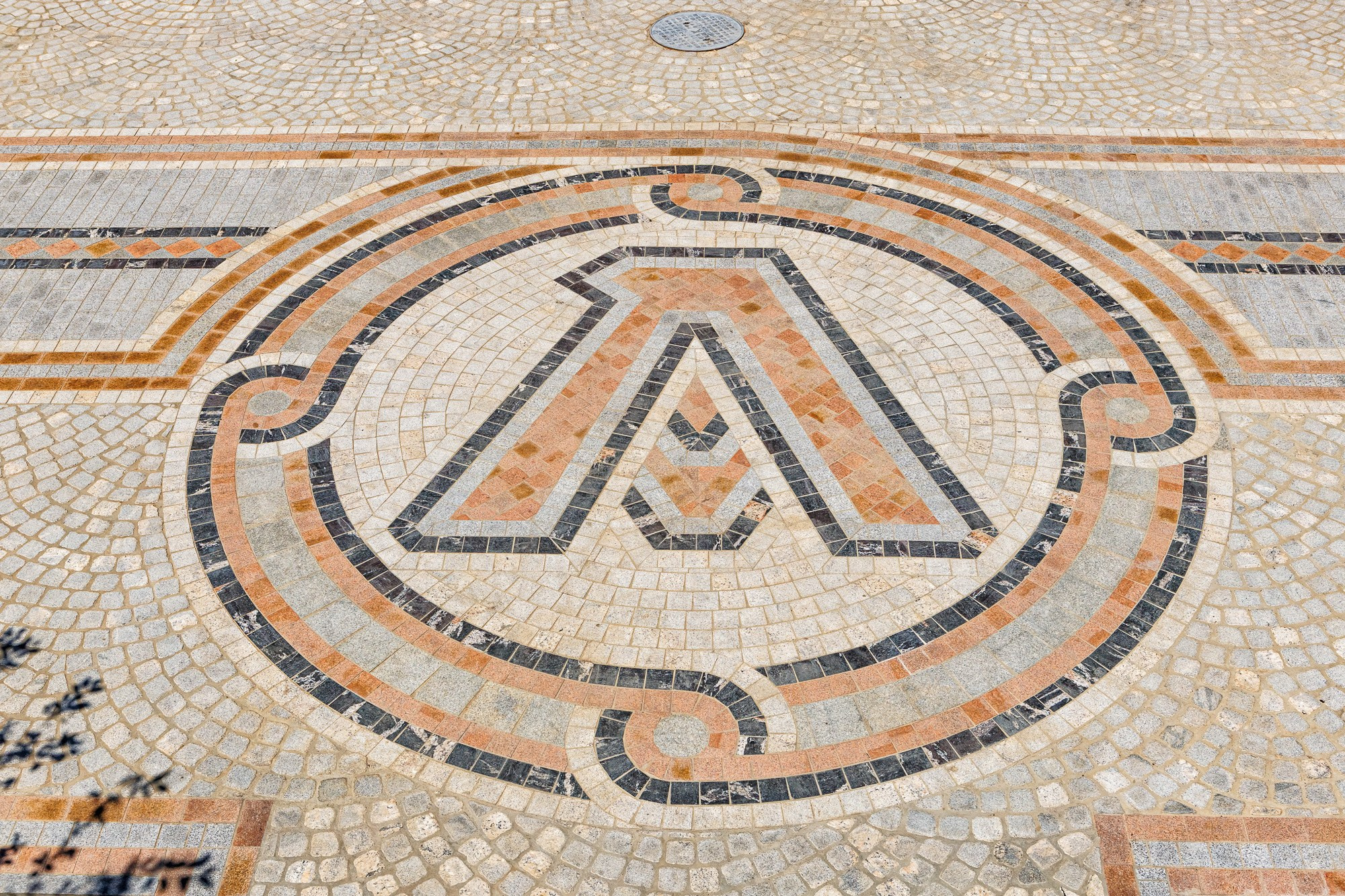 Новый Херсонес в Севастополе, гранитная облицовка Росгранит. Свадебный фотограф, фотосъемка в Крыму, Севастополе, Симферополе, Ялте