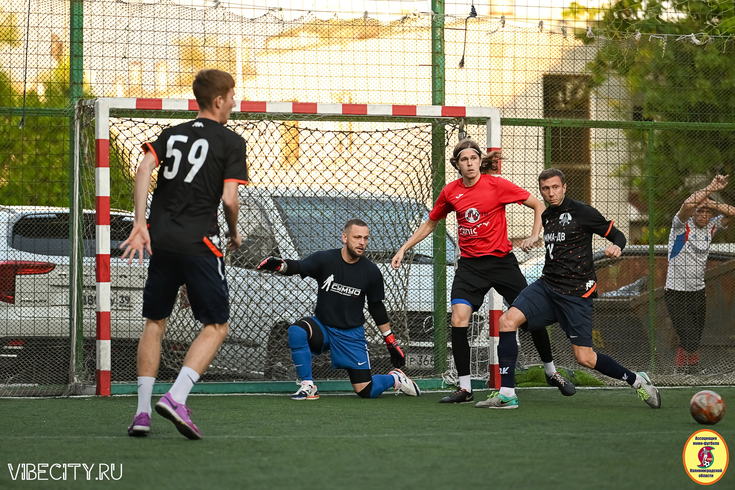 ИГРЫ МИНИ-ФУТБОЛЬНОЙ И КОРПОРАТИВНОЙ ЛИГИ. VIBECITY.RU Вайб Сити Ру Фоторепортажи Фотоотчеты Калининград