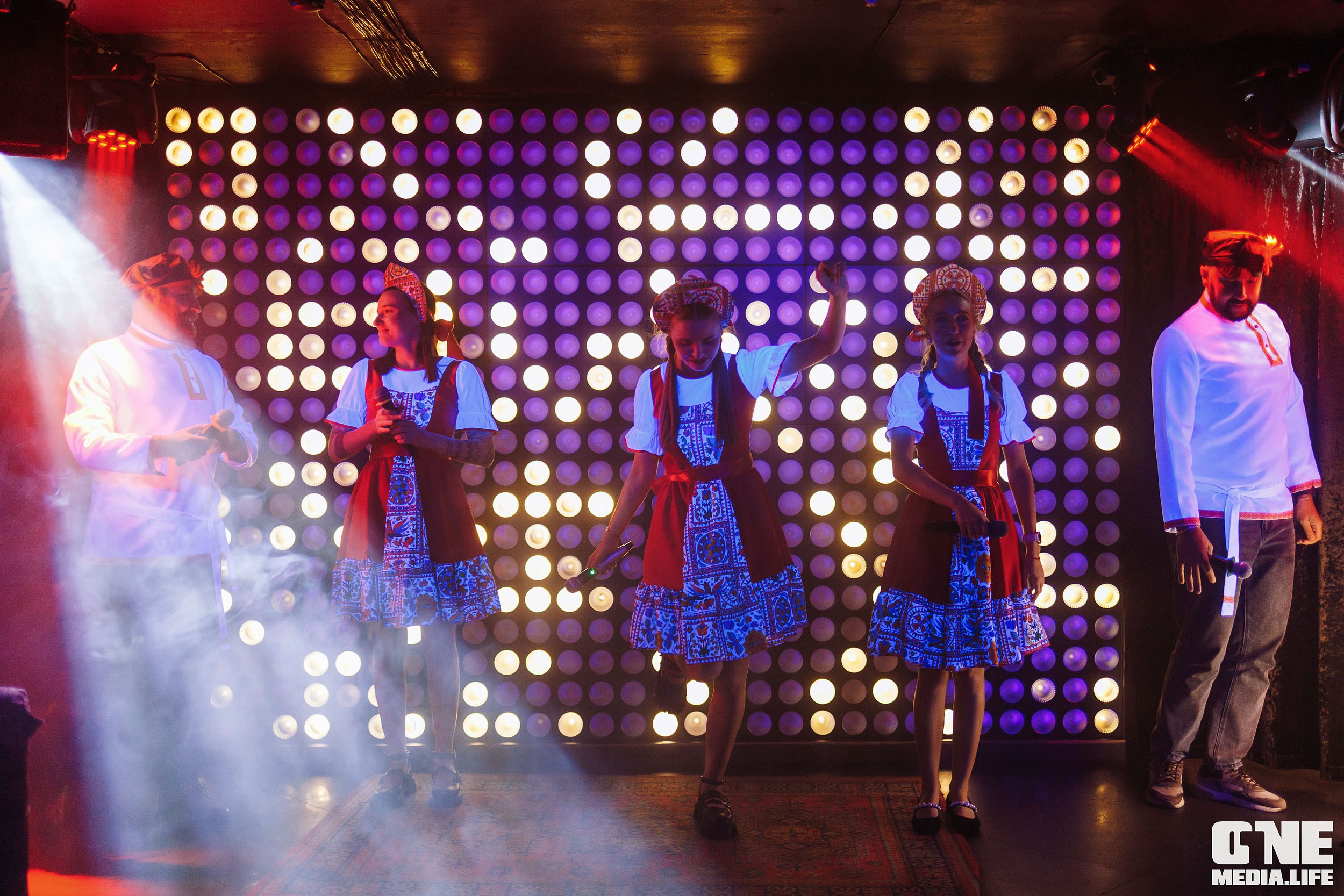 Фоторепортаж из караоке-клуба Эйфория. One Media Life: фоторепортажи, фотоотчеты с мероприятий и заведений