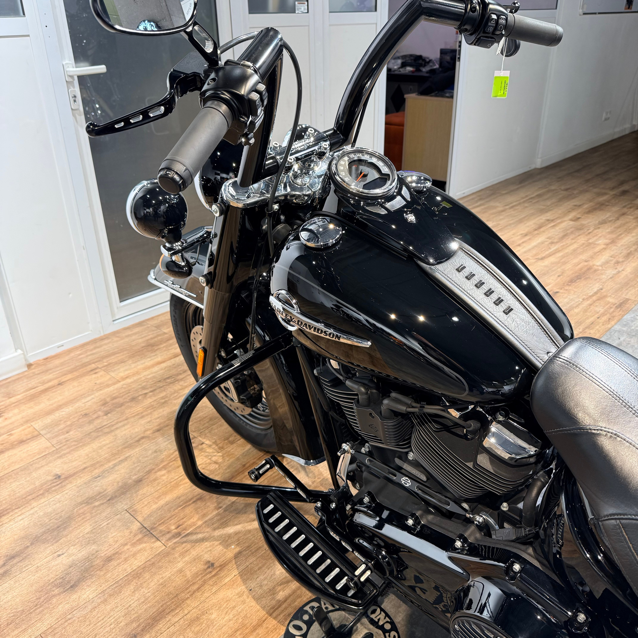 2018 Heritage 107 Black Bagger (VIN *5HD*4774). Hello Davidson, Москва. Только хорошие мотоциклы…