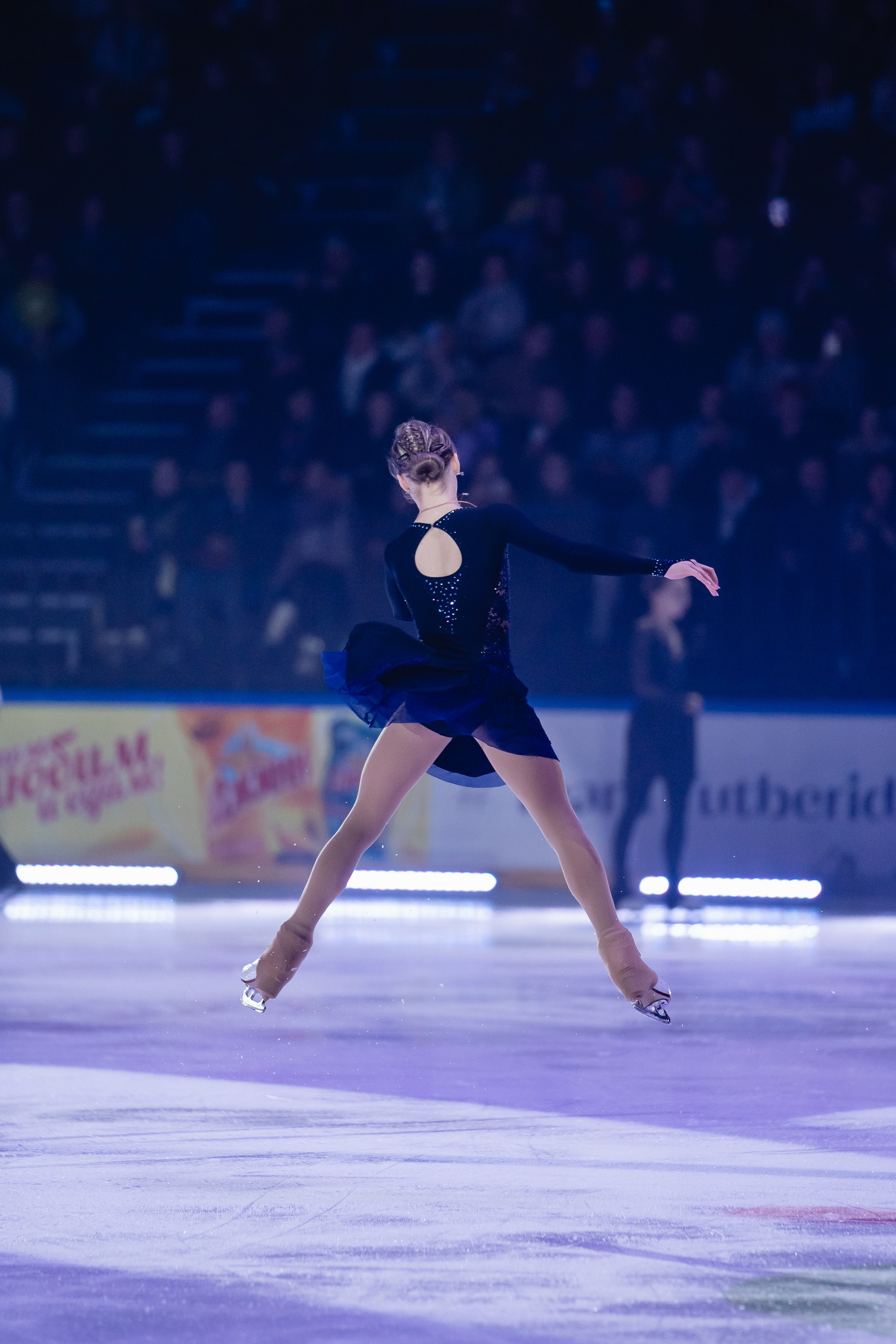 Шоу «Чемпионы на льду» в Новосибирске. Воробьева Ксения — Спортивный и танцевальный фотограф Новосибирск