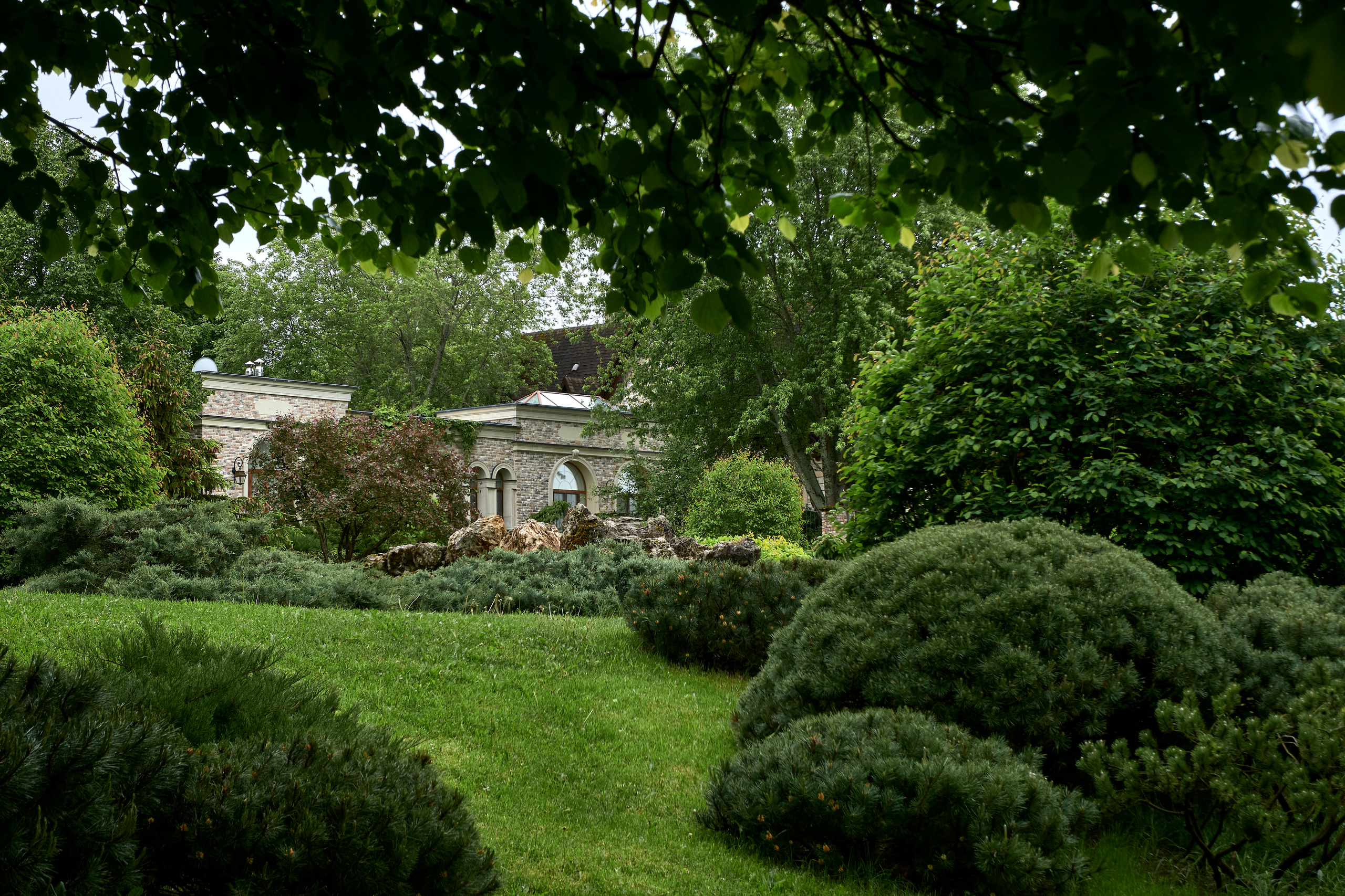 Ландшафтный и интерьерный фотограф Наталья Соловьева. Фотосъемка усадьбы Ореховно в Псковской области | interioto