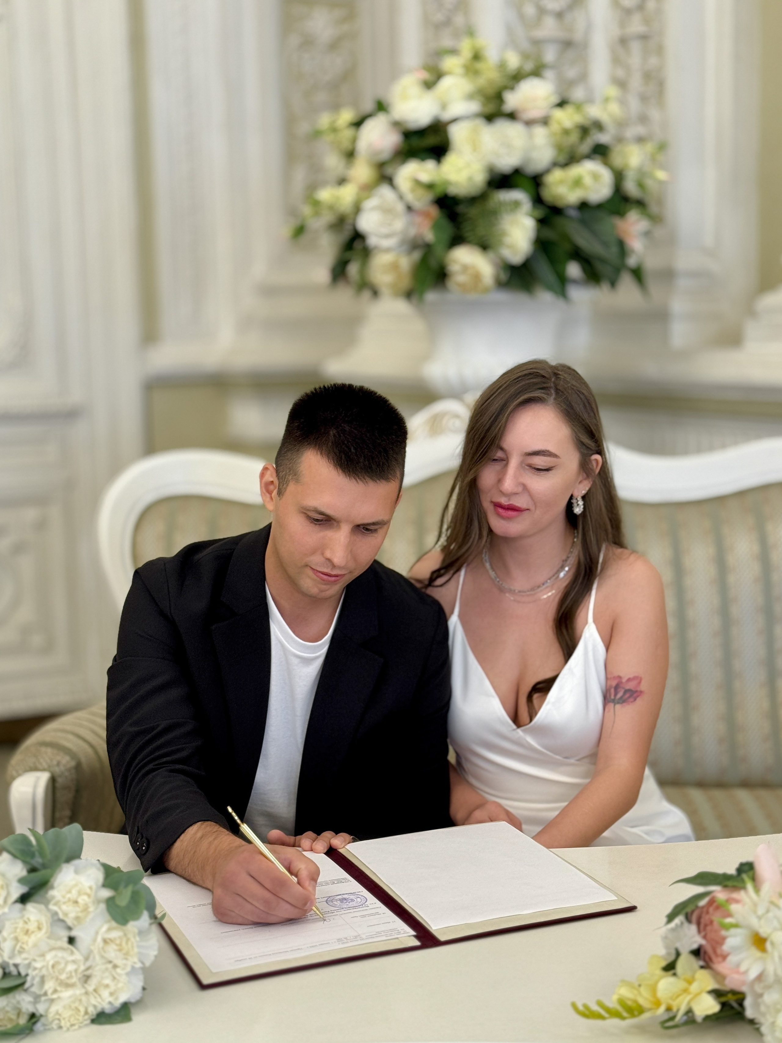 Первый дворец бракосочетания на английской набережной