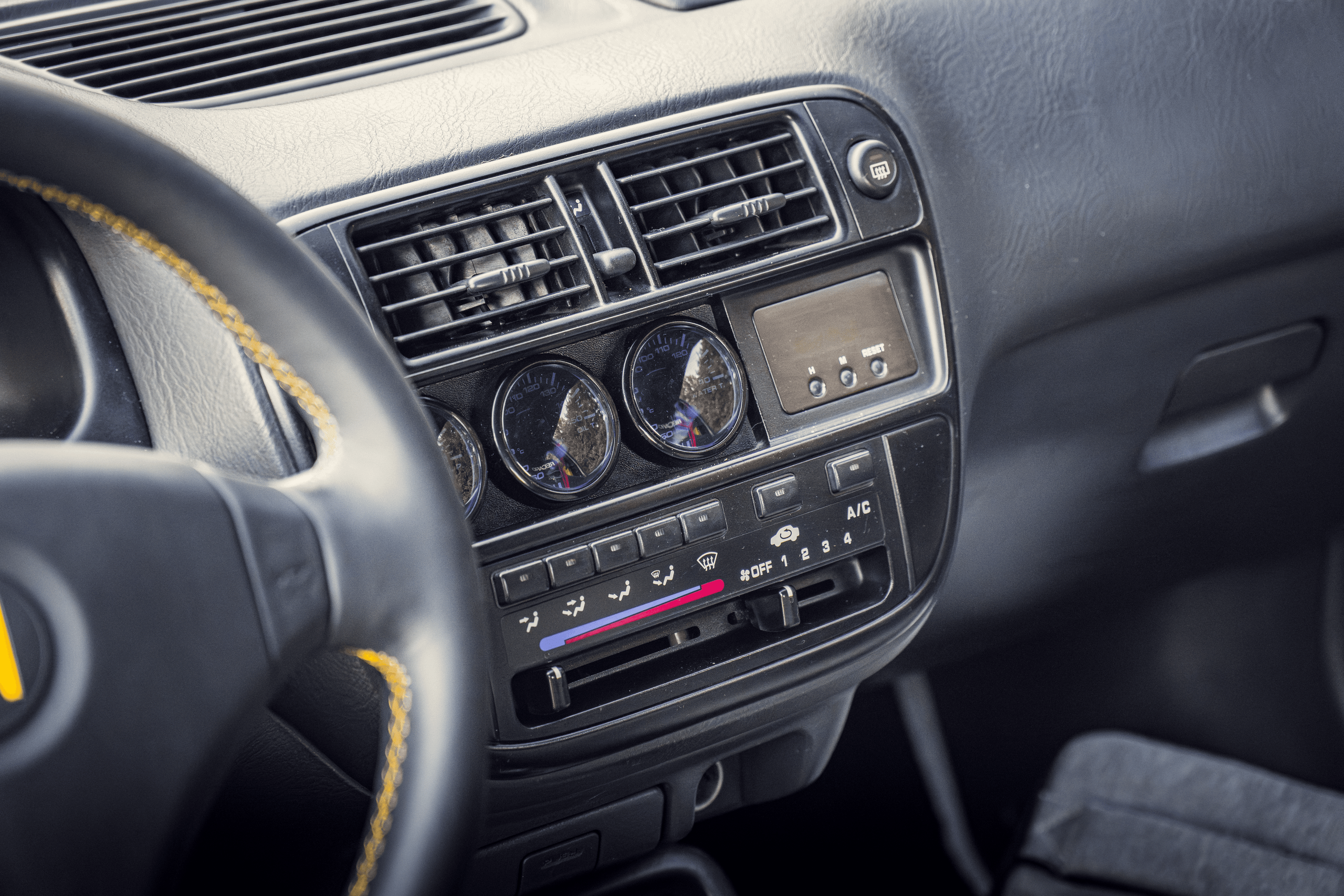 Honda Civic VI: безупречная серая мышка