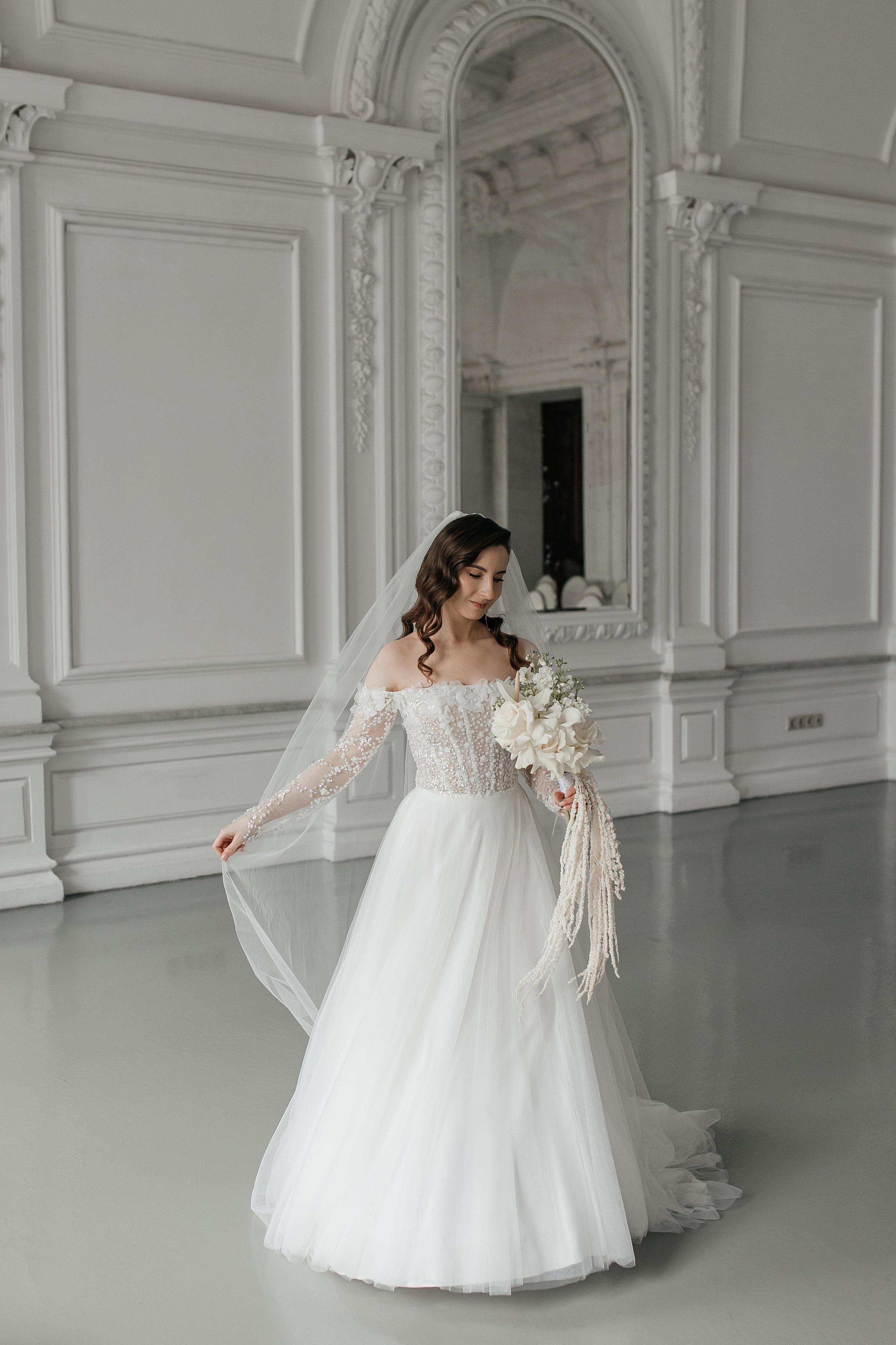 Свадебная фотосессия в Особняке Спиридонова