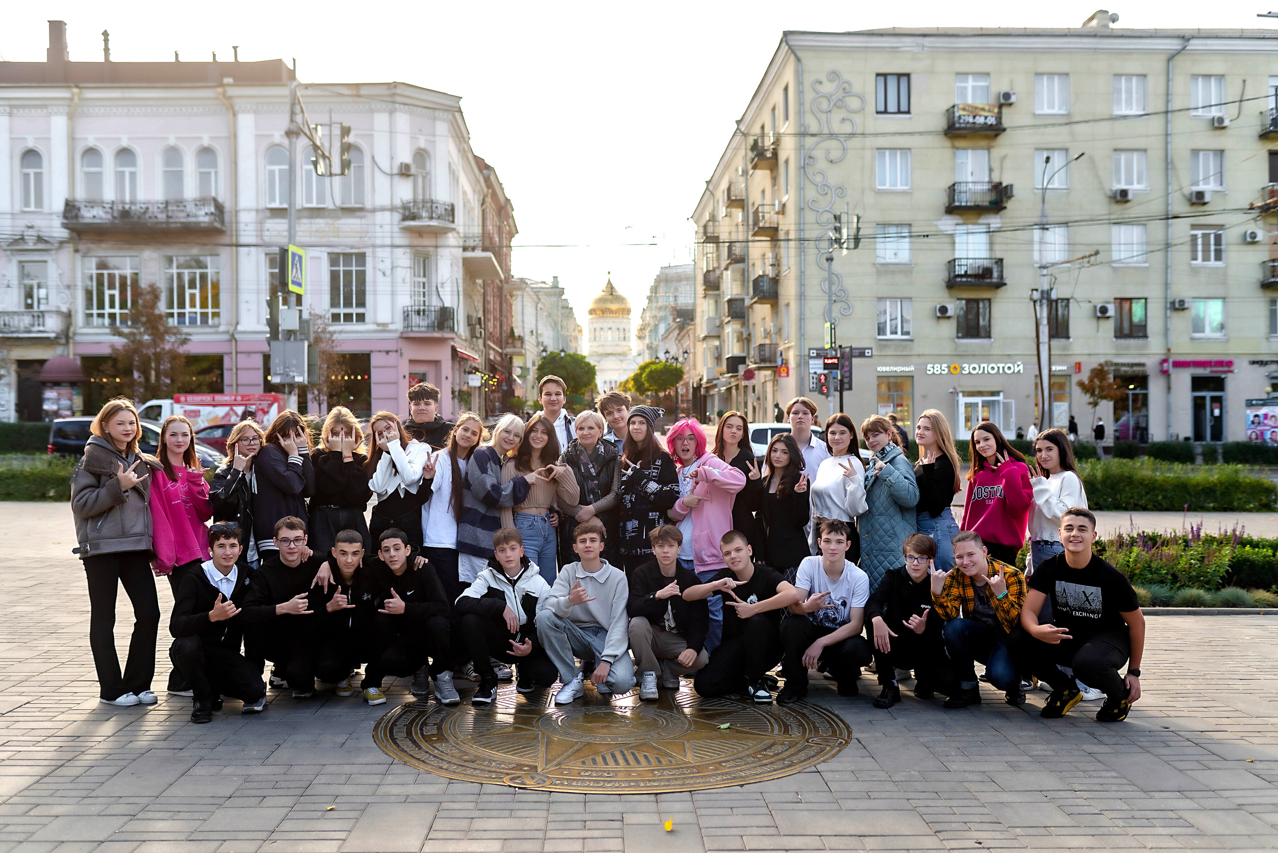 Выпускные (школьные) альбомы (книги) в Ростове-на-Дону. Современные Выпускные Альбомы в Ростове-на-Дону
