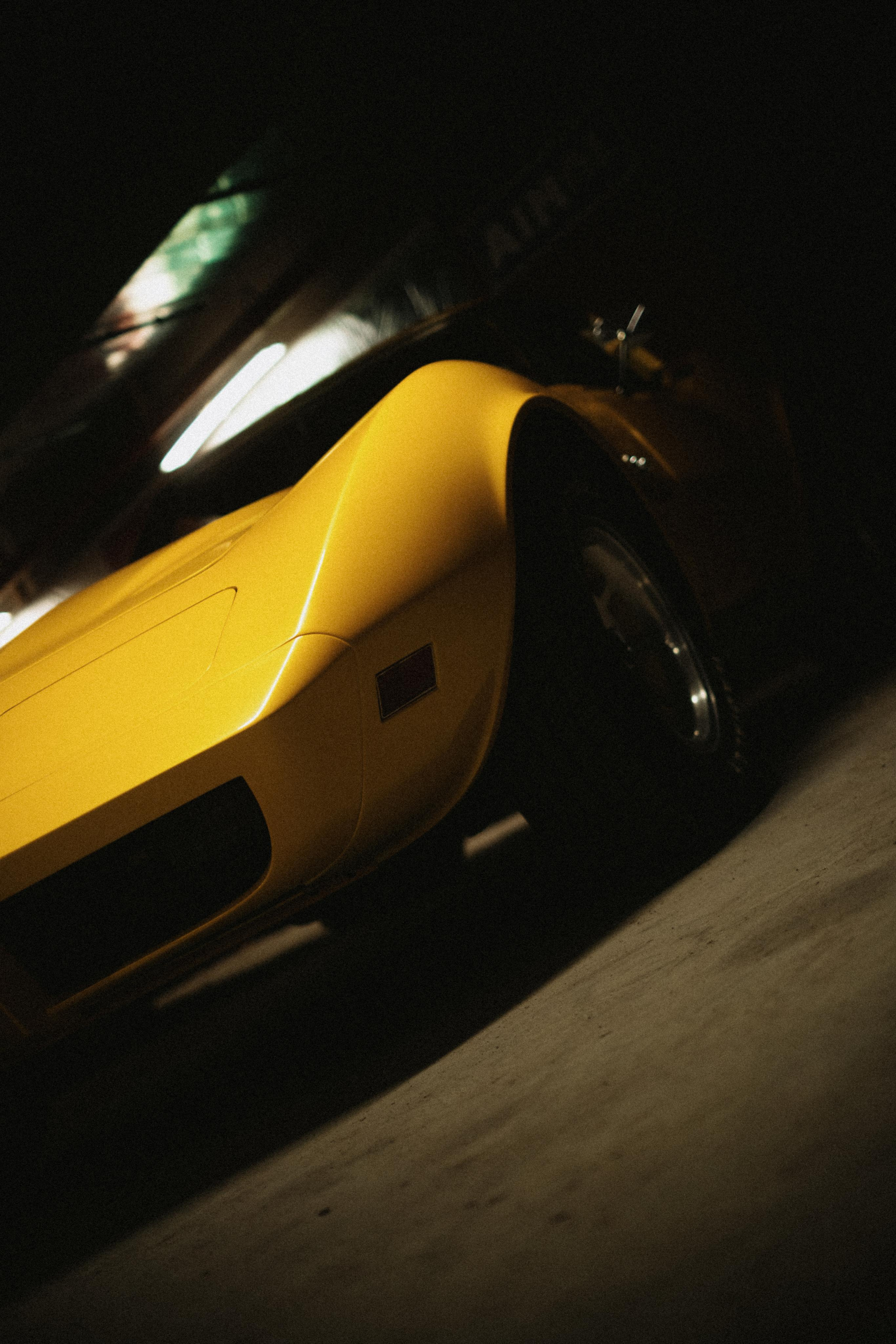 No MUSCLE Garage. СПБ. Фотограф-психолог, стильная контентная и портретная съемка в Москве