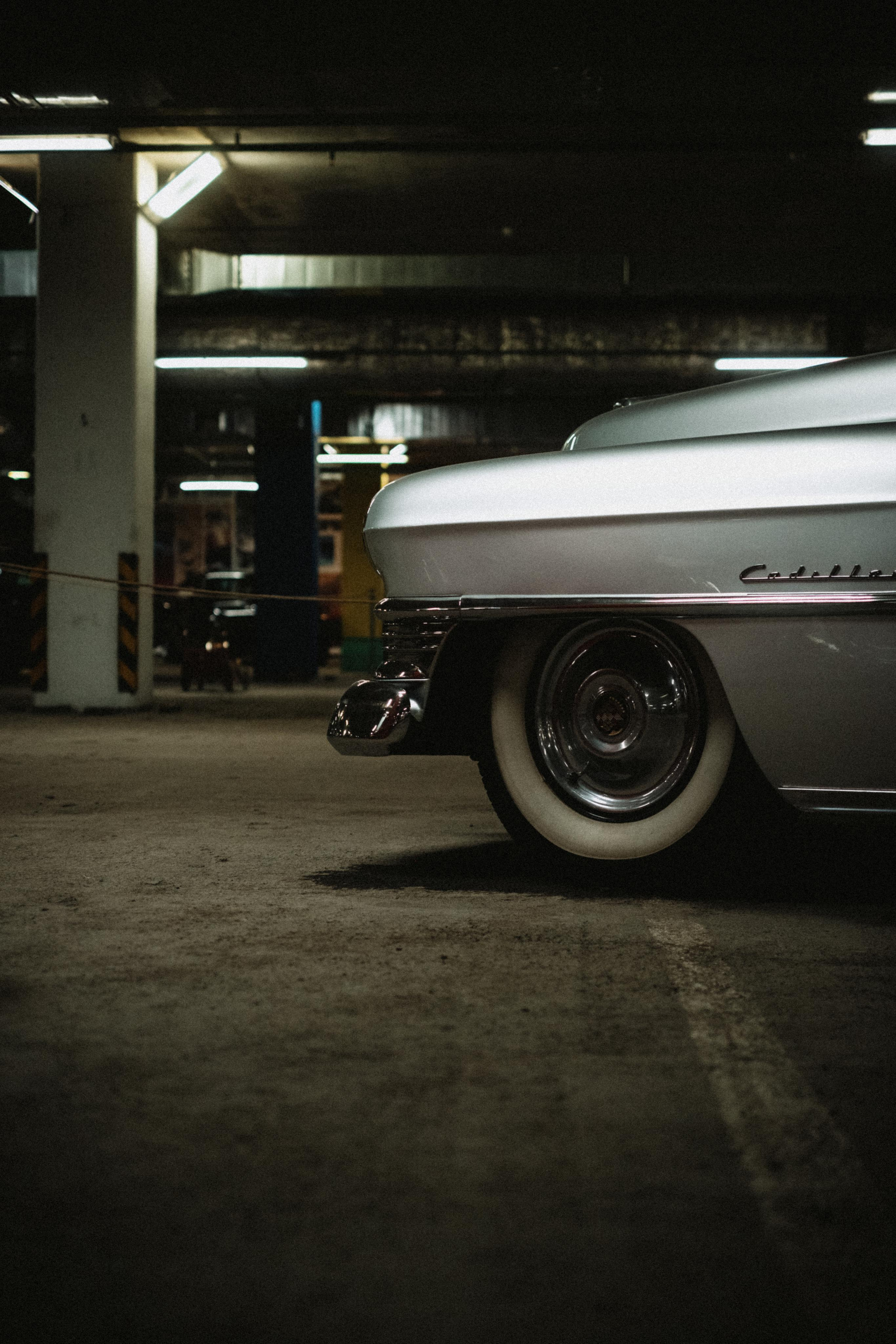 No MUSCLE Garage. СПБ. Фотограф-психолог, стильная контентная и портретная съемка в Москве