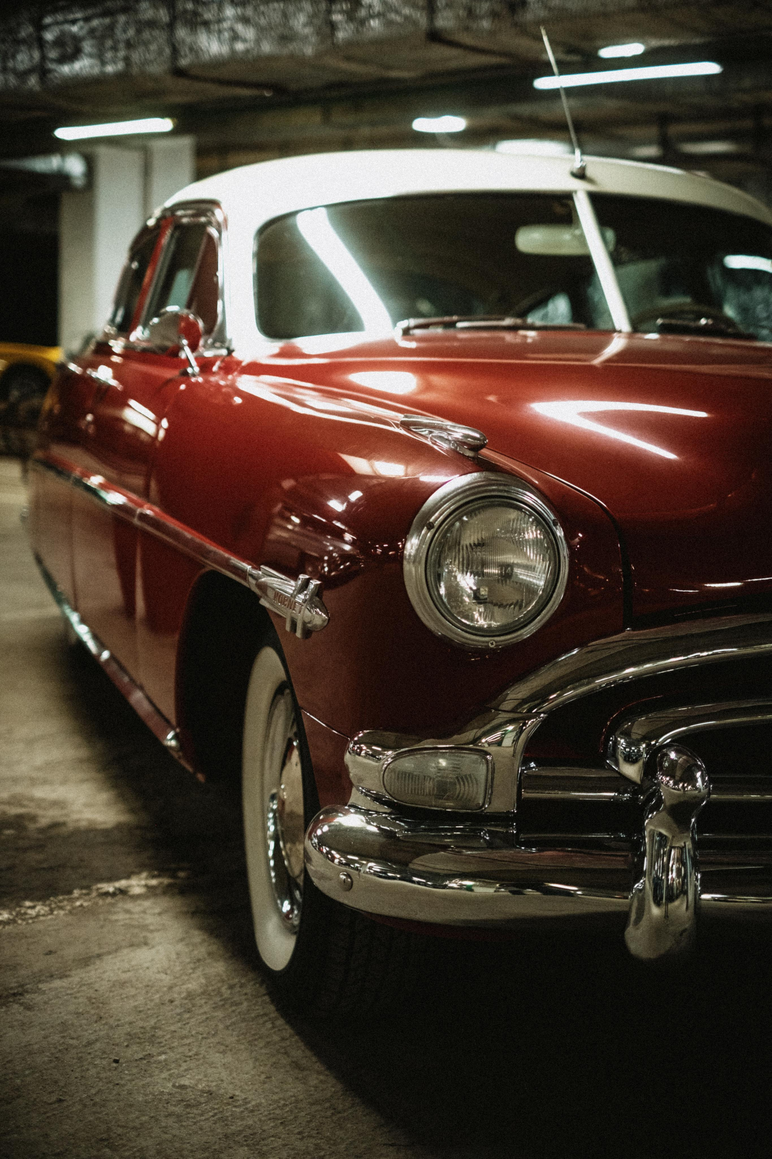 No MUSCLE Garage. СПБ. Фотограф-психолог, стильная контентная и портретная съемка в Москве