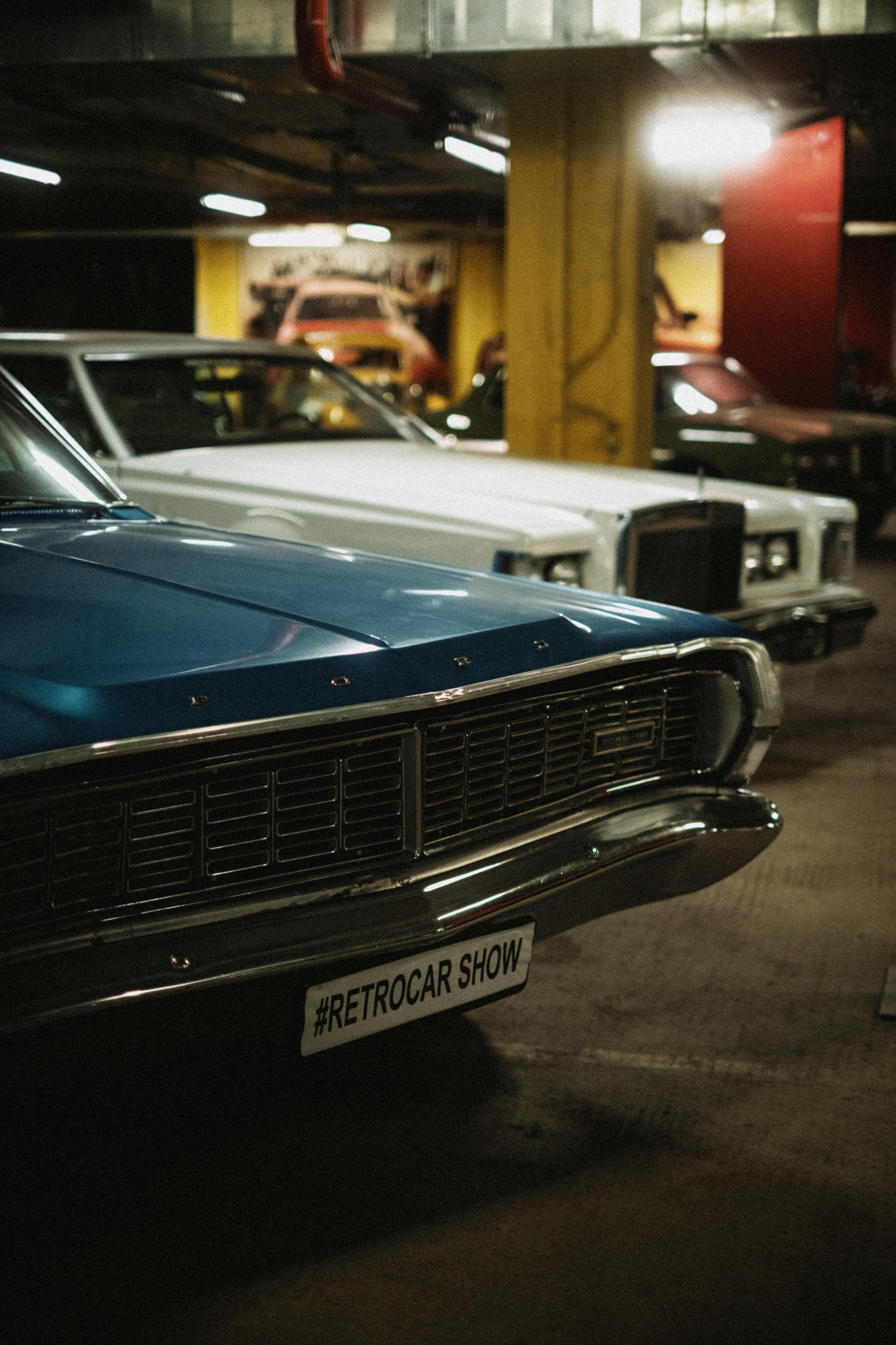 No MUSCLE Garage. СПБ. Фотограф-психолог, стильная контентная и портретная съемка в Москве