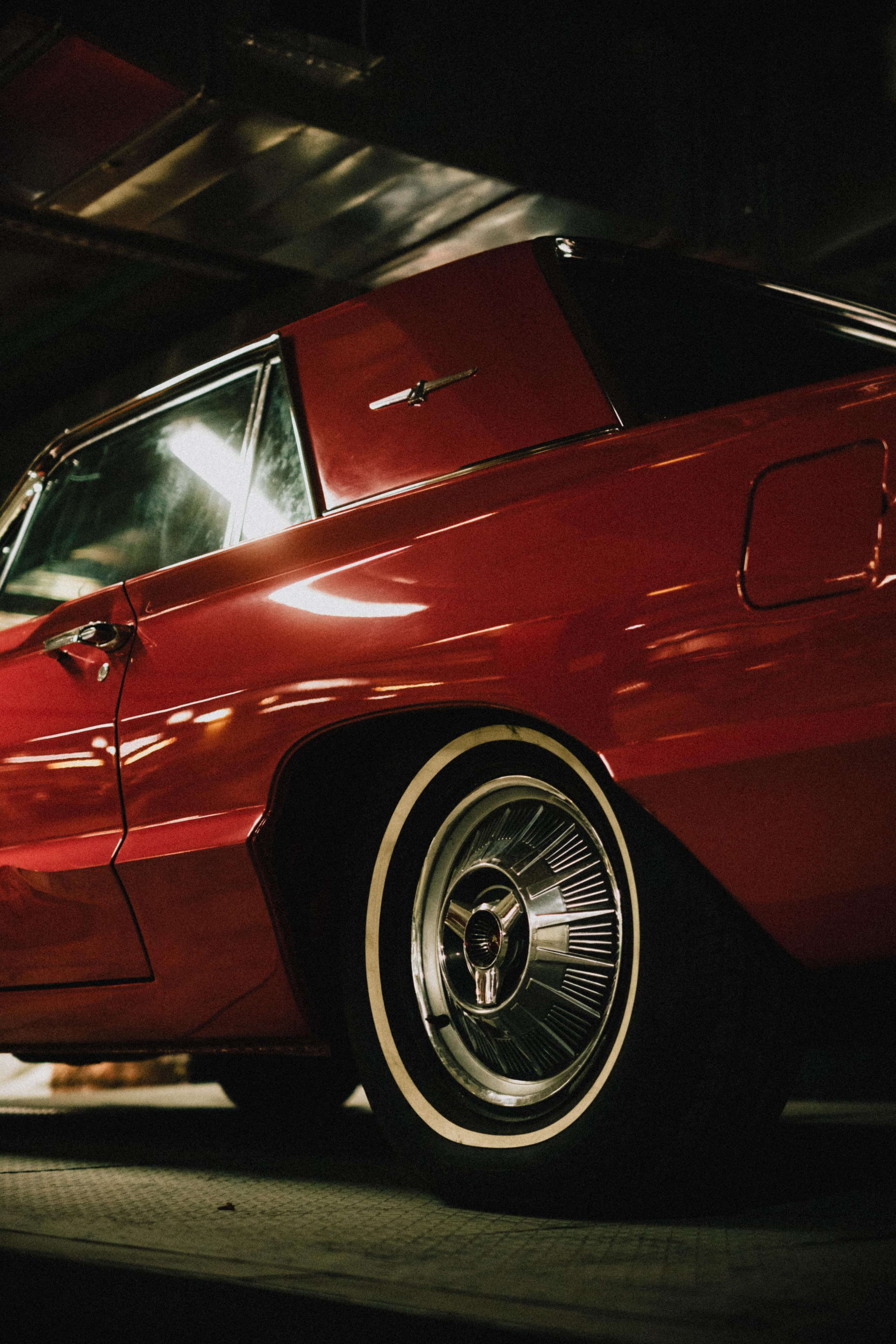 No MUSCLE Garage. СПБ. Фотограф-психолог, стильная контентная и портретная съемка в Москве