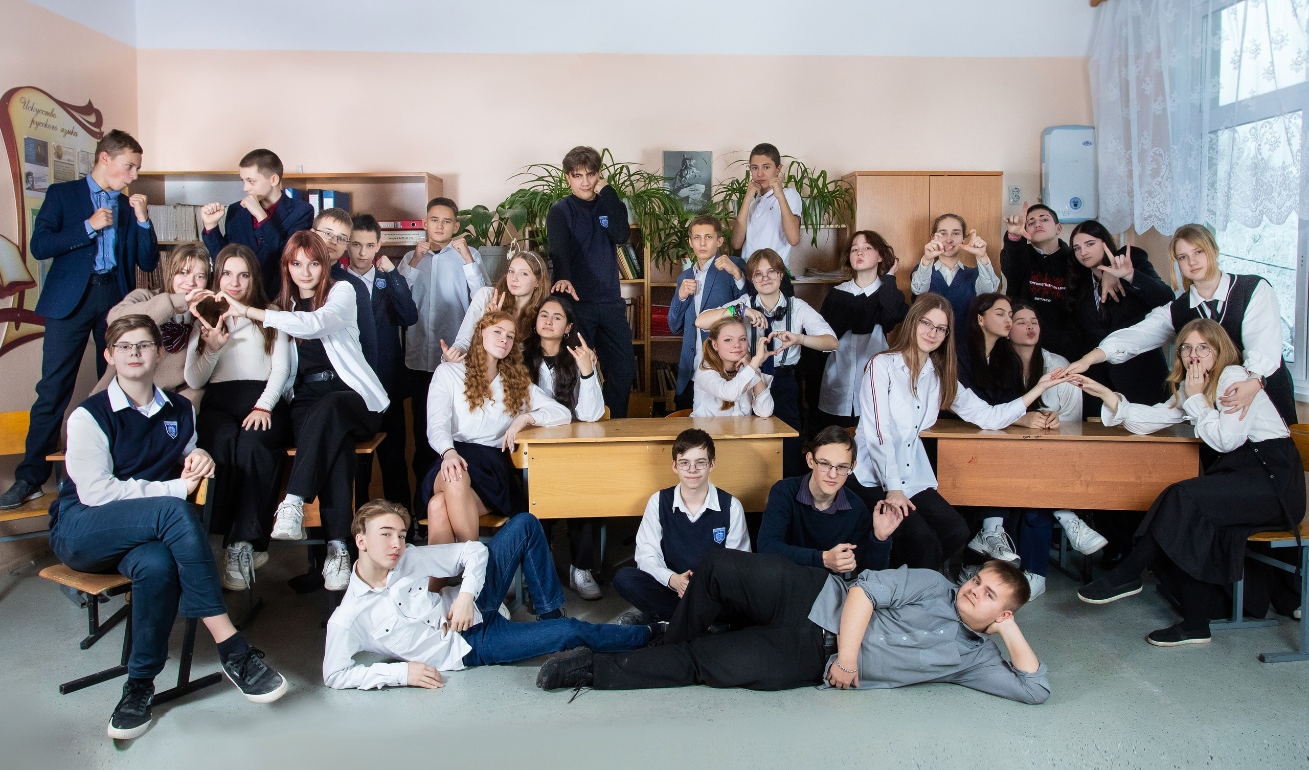 Общая фотография. ВЫПУСКНЫЕ АЛЬБОМЫ для детского сада и школы Санкт-Петербург и Лен. область