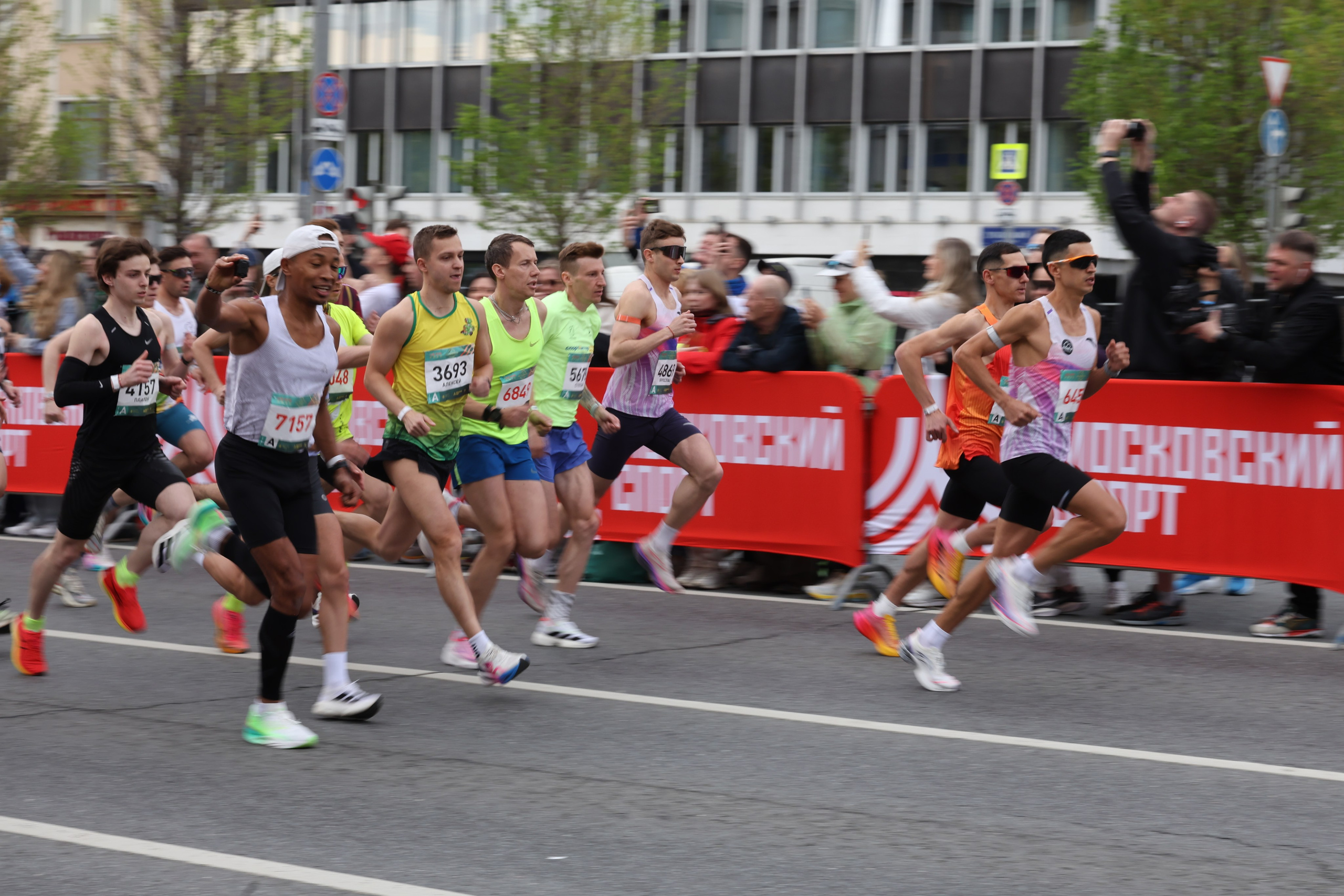 Забег по Садовому кольцу 2025 г. Репортажный фотограф, спортивный фотограф в Москве и области