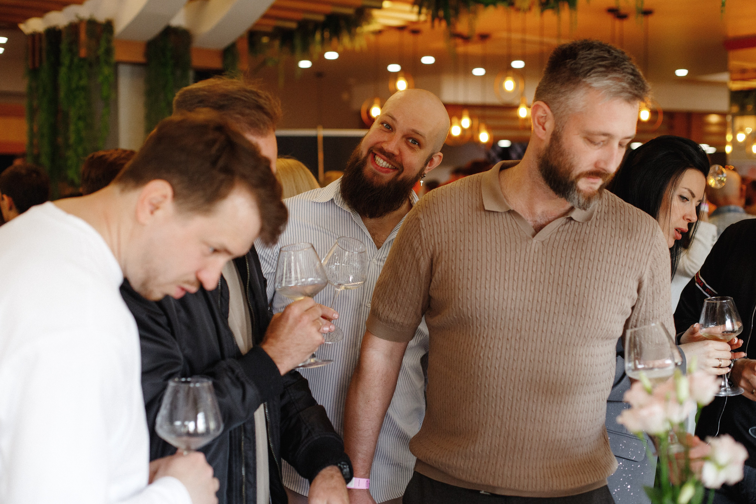 ФЕСТИВАЛЬ ИГРИСТЫХ ВИН. СВОИ. ФОТООТЧЕТЫ-СОБЫТИЯ-МЕСТА