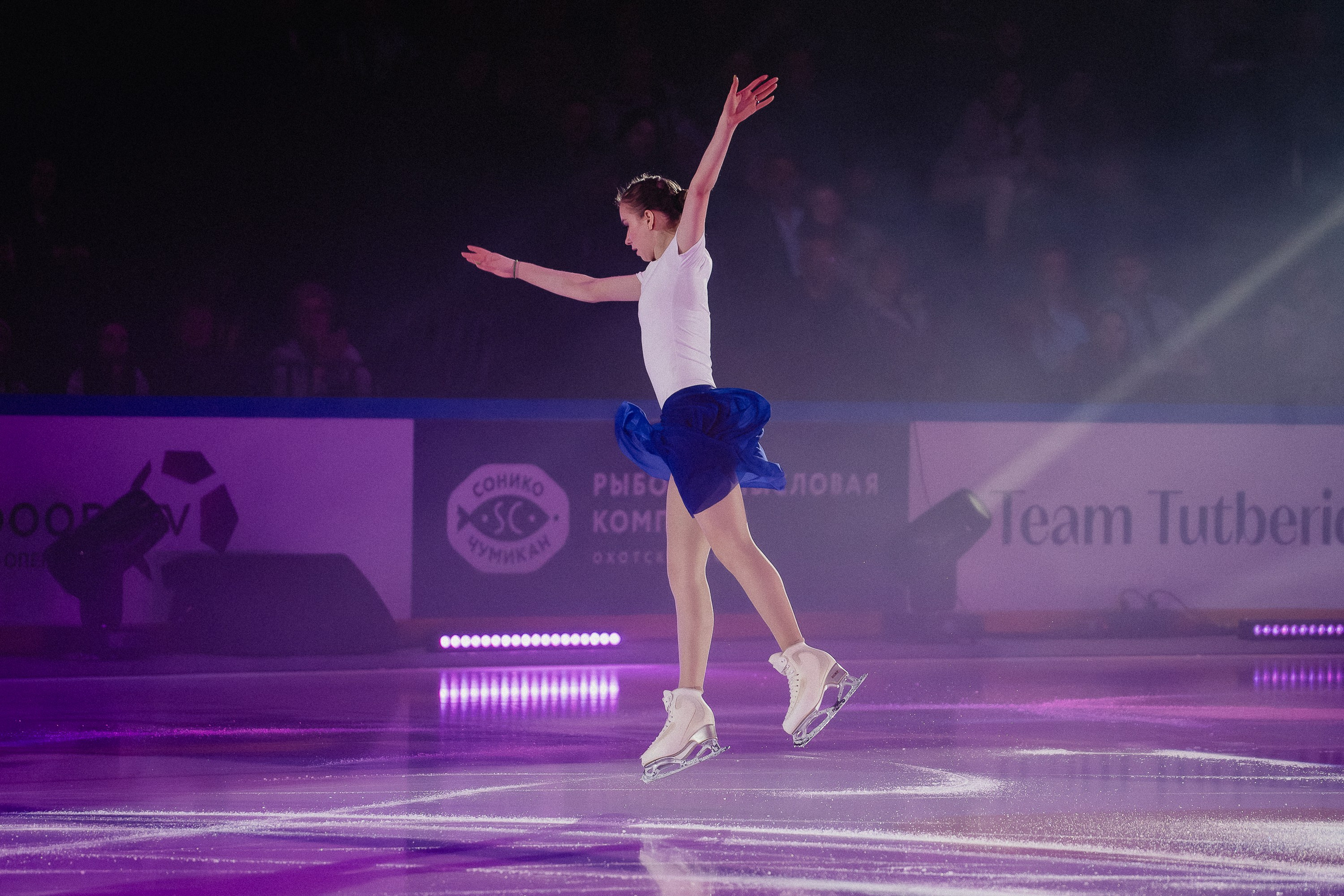 Шоу Этери Тутберидзе в Новосибирске. Воробьева Ксения — Спортивный и танцевальный фотограф Новосибирск