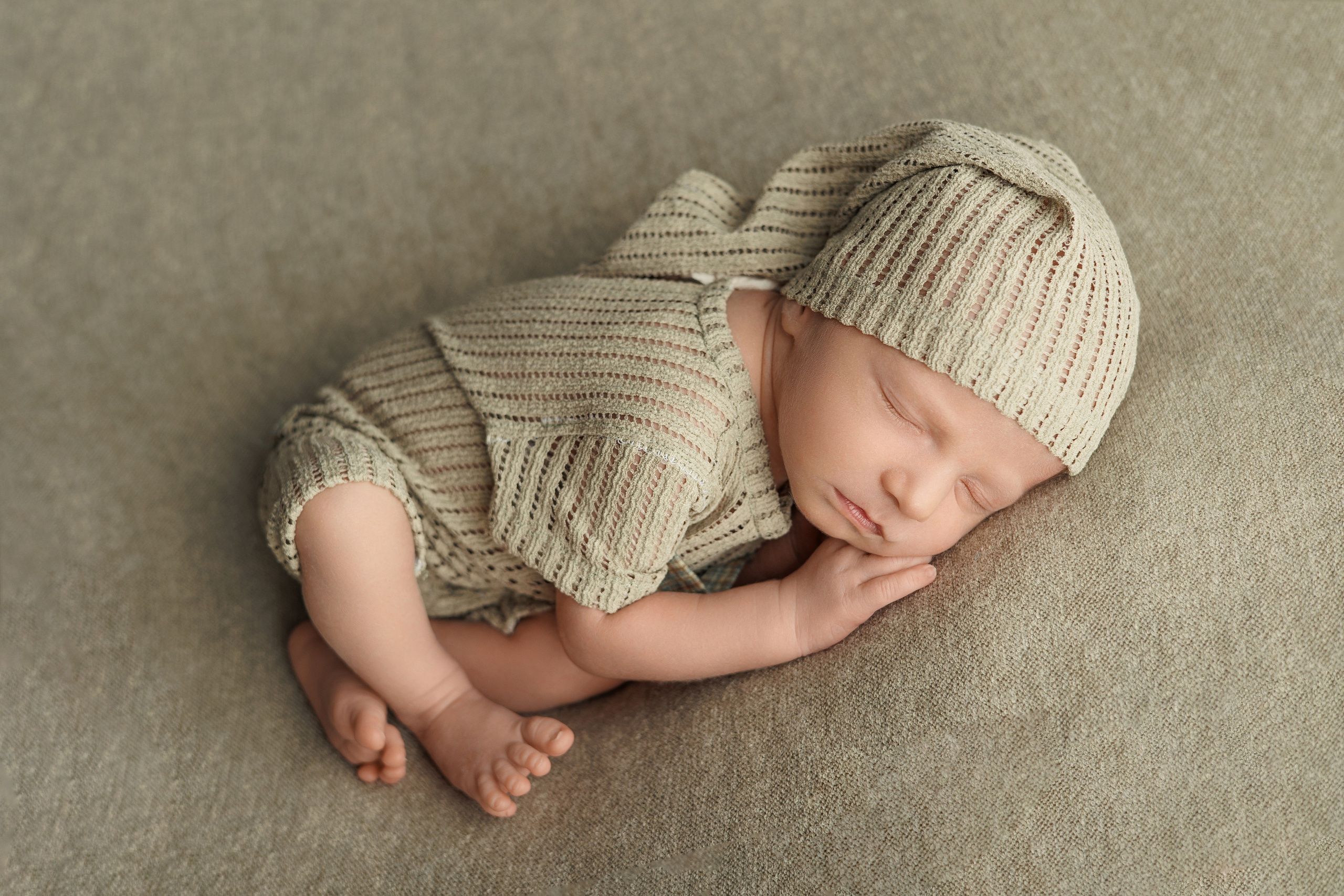 ФОТОГРАФ НОВОРОЖДЁННЫХ И ДЕТЕЙ ДО 3 ЛЕТ