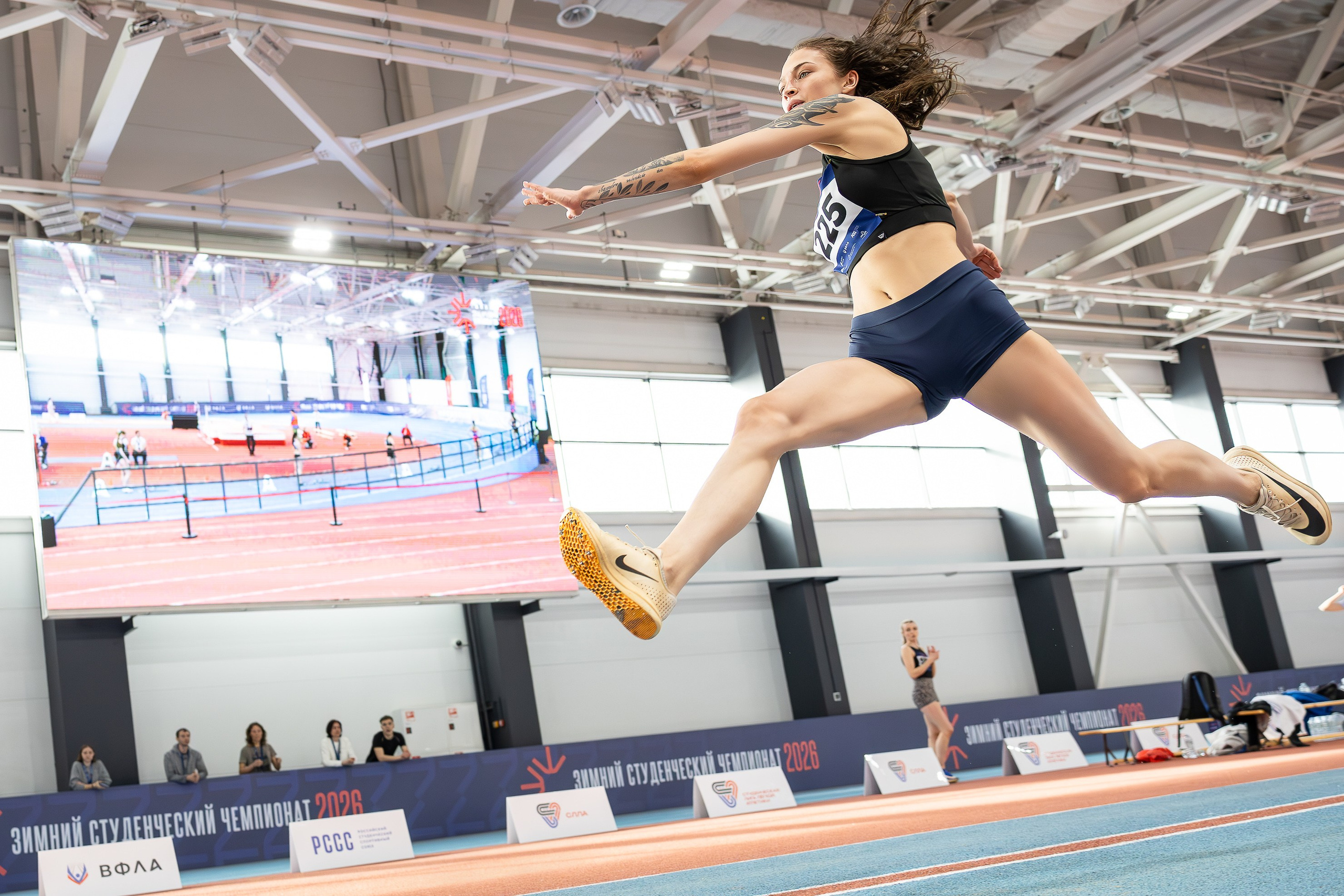 Всероссийские соревнования среди студентов по легкой атлетике в помещении — Зимний студенческий чемпионат 2026. Свадебная фотосъёмка в Москве, Туле
