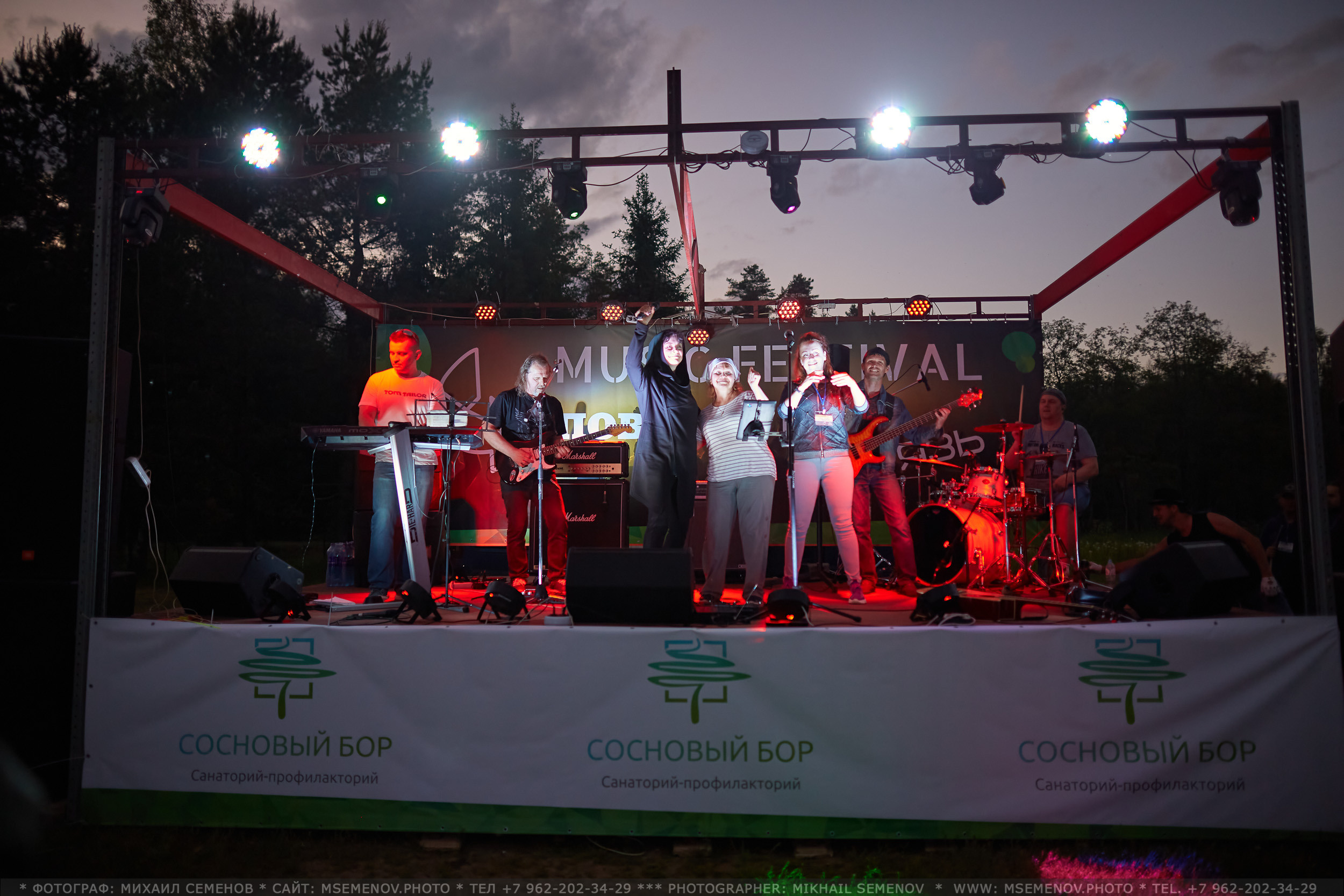 АНОНС фоторепортажа: Музыкальный фестиваль " Поворот на Горе — Грязь». Photographer for business Mikhail Semenov. Aqua photo studio, photo school