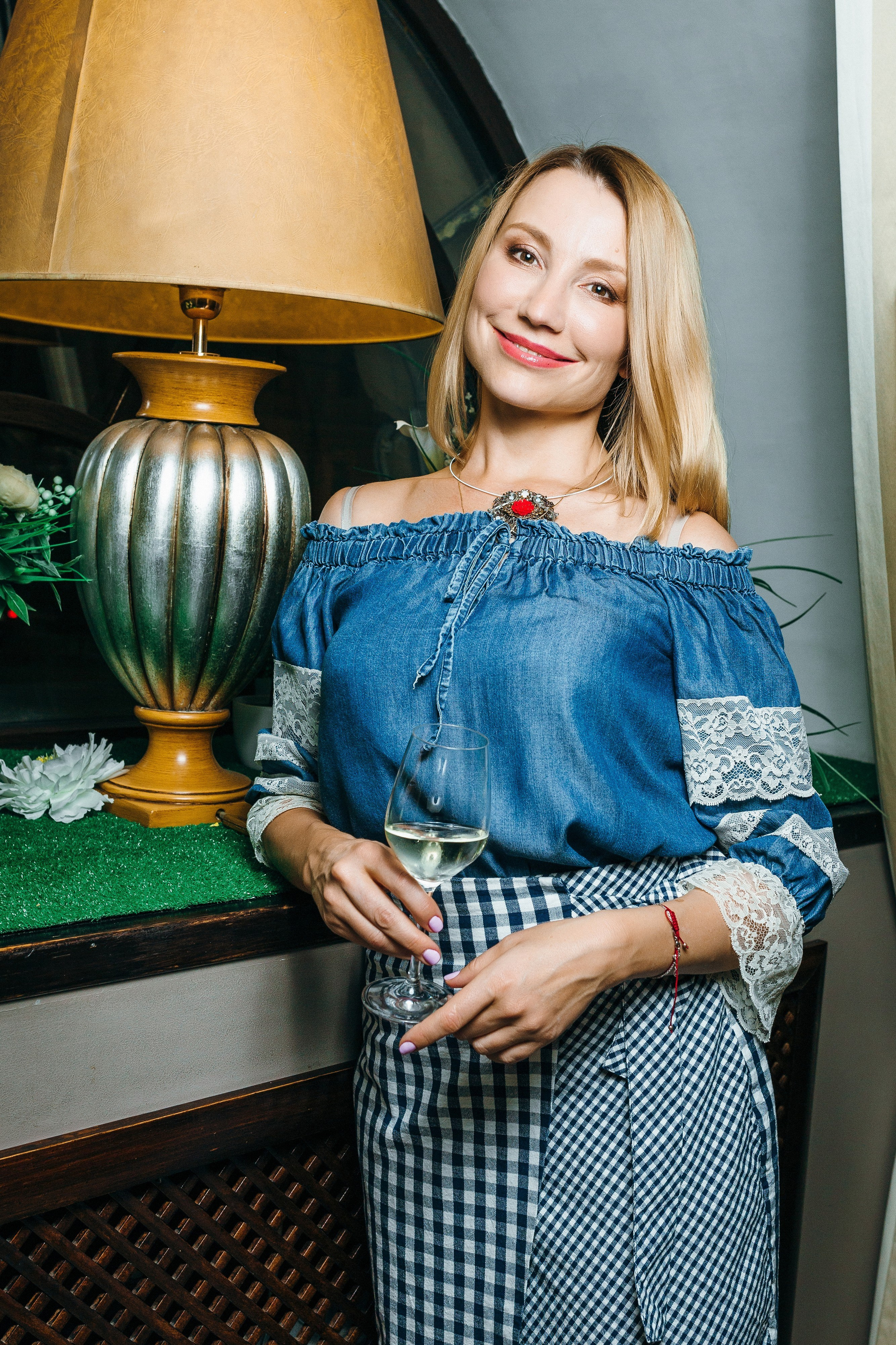 Выездная фотосессия, услуги фотографа с выездом на дом в Москве — цены