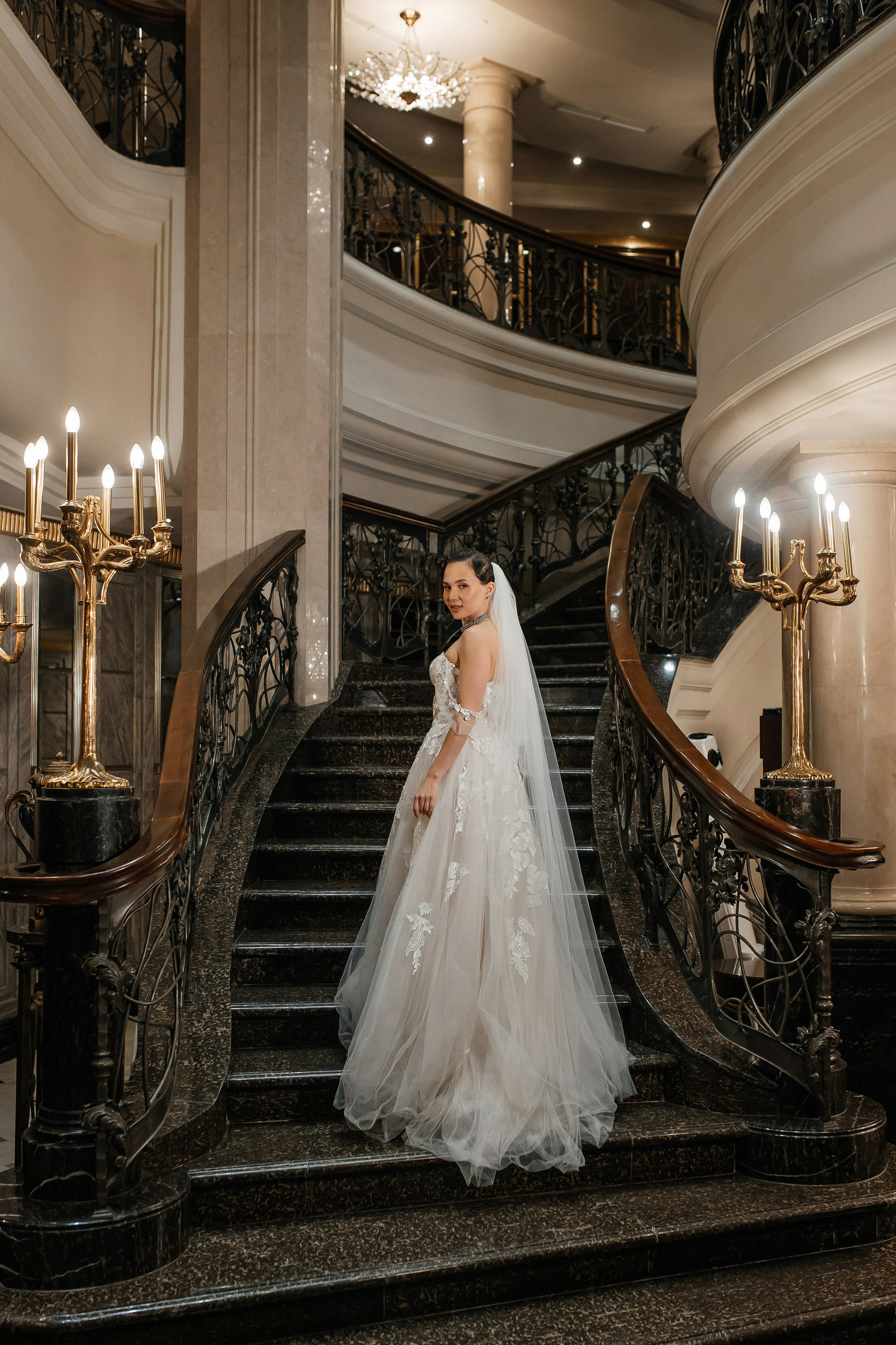 свадебная фотосессия в отеле st. regis Москва Никольская