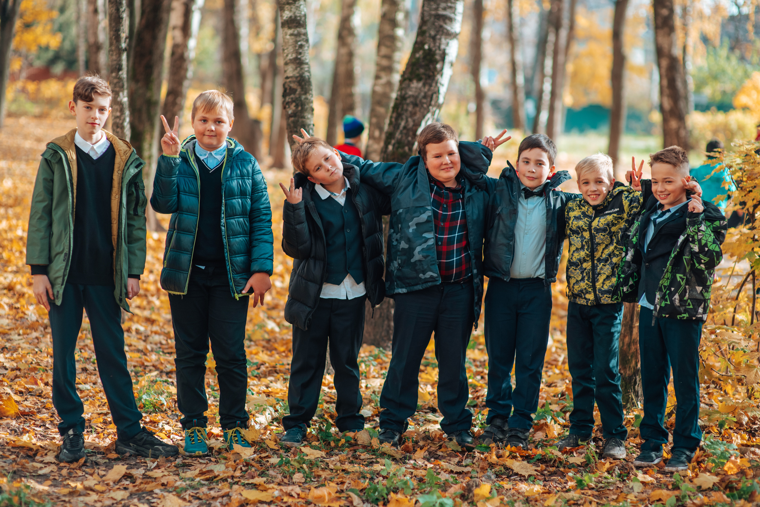 Школьные альбомы. Фотограф Алла Елисеева