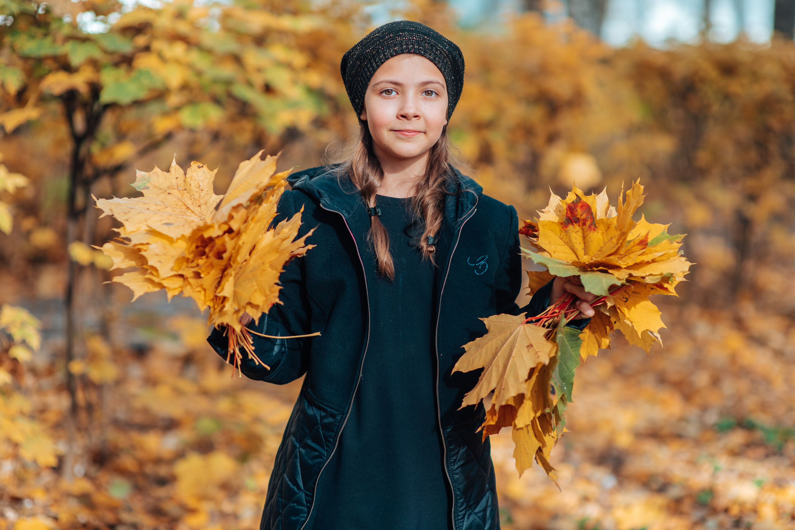 Школьные альбомы. Фотограф Алла Елисеева