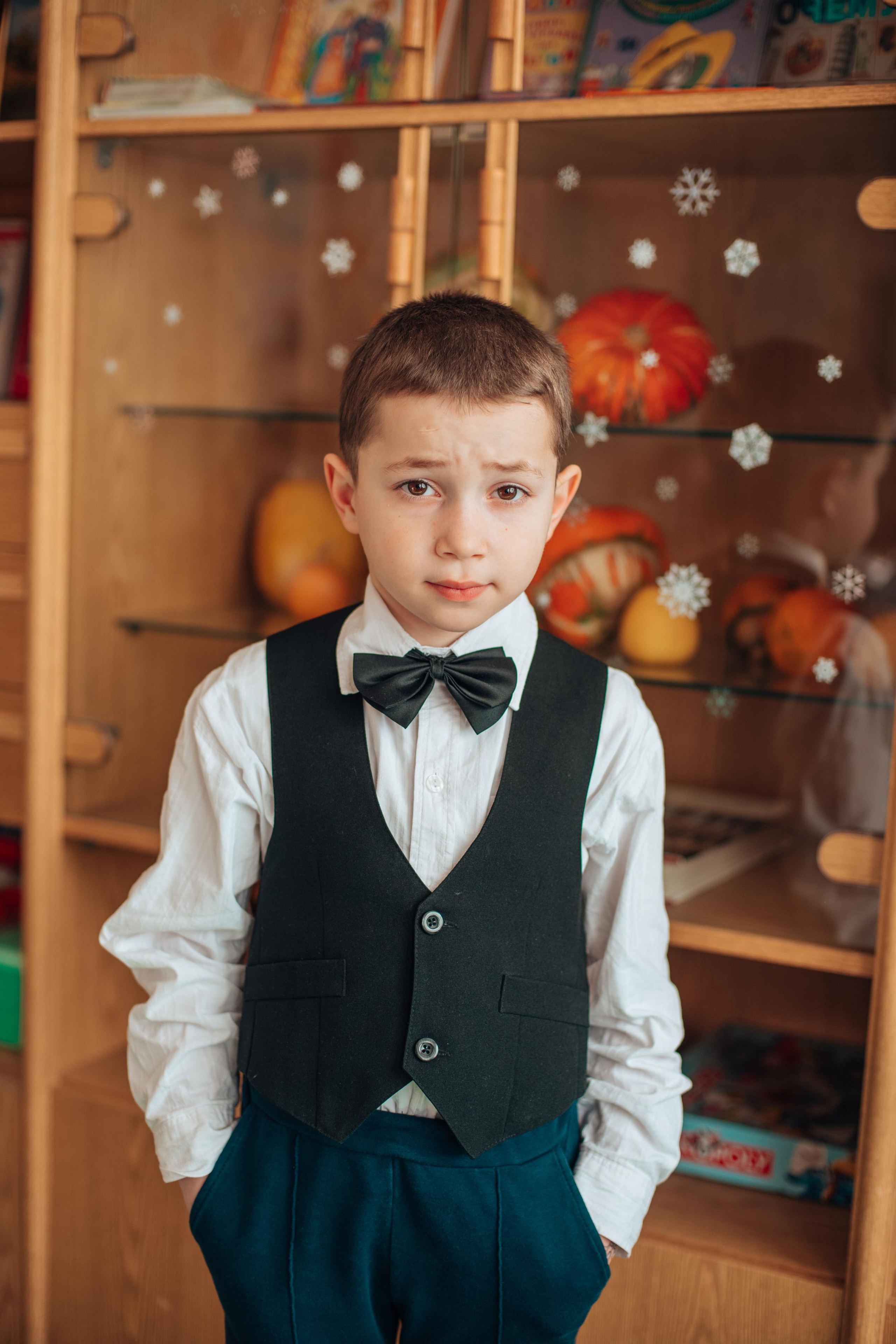 Школьные альбомы. Фотограф Алла Елисеева