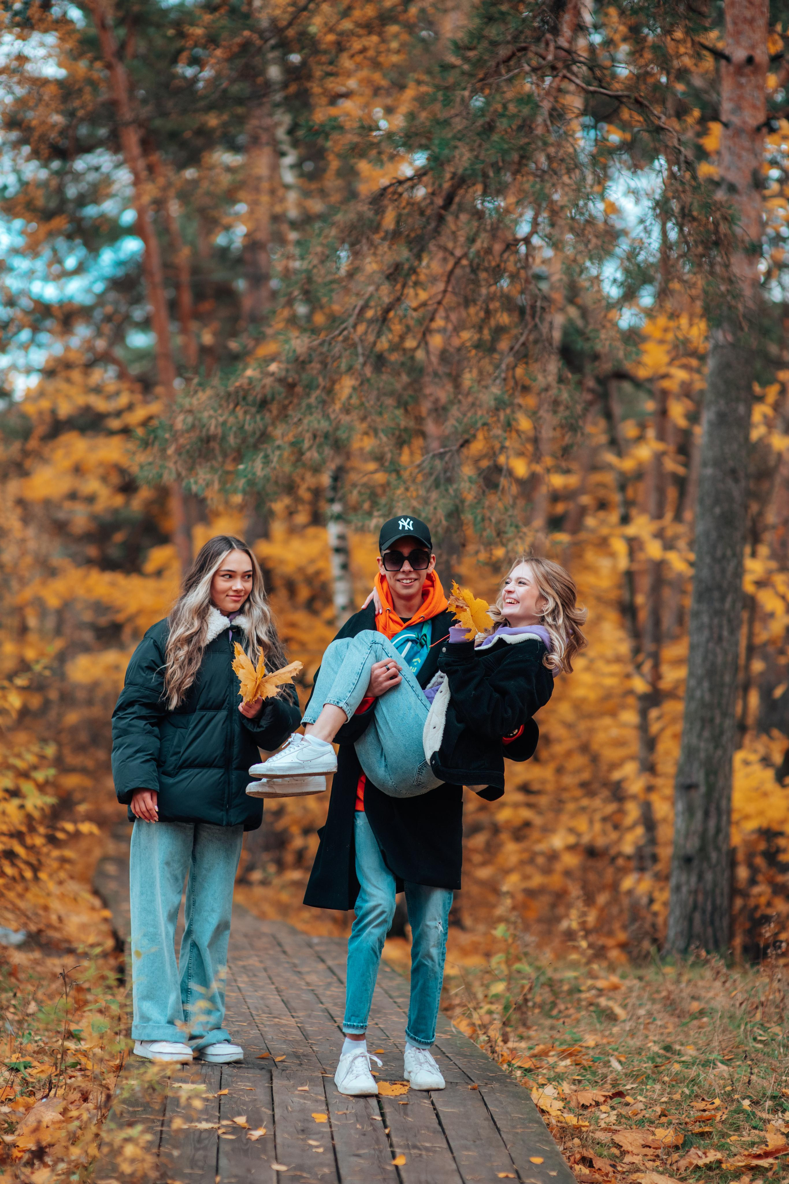 Выпускные альбомы. Фотограф Алла Елисеева